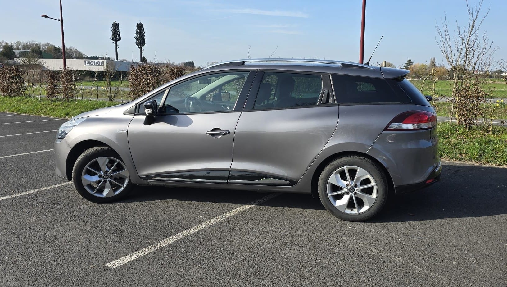 Renault Clio 4 Break 2016 0.9 TCe Limited avec Climatisation