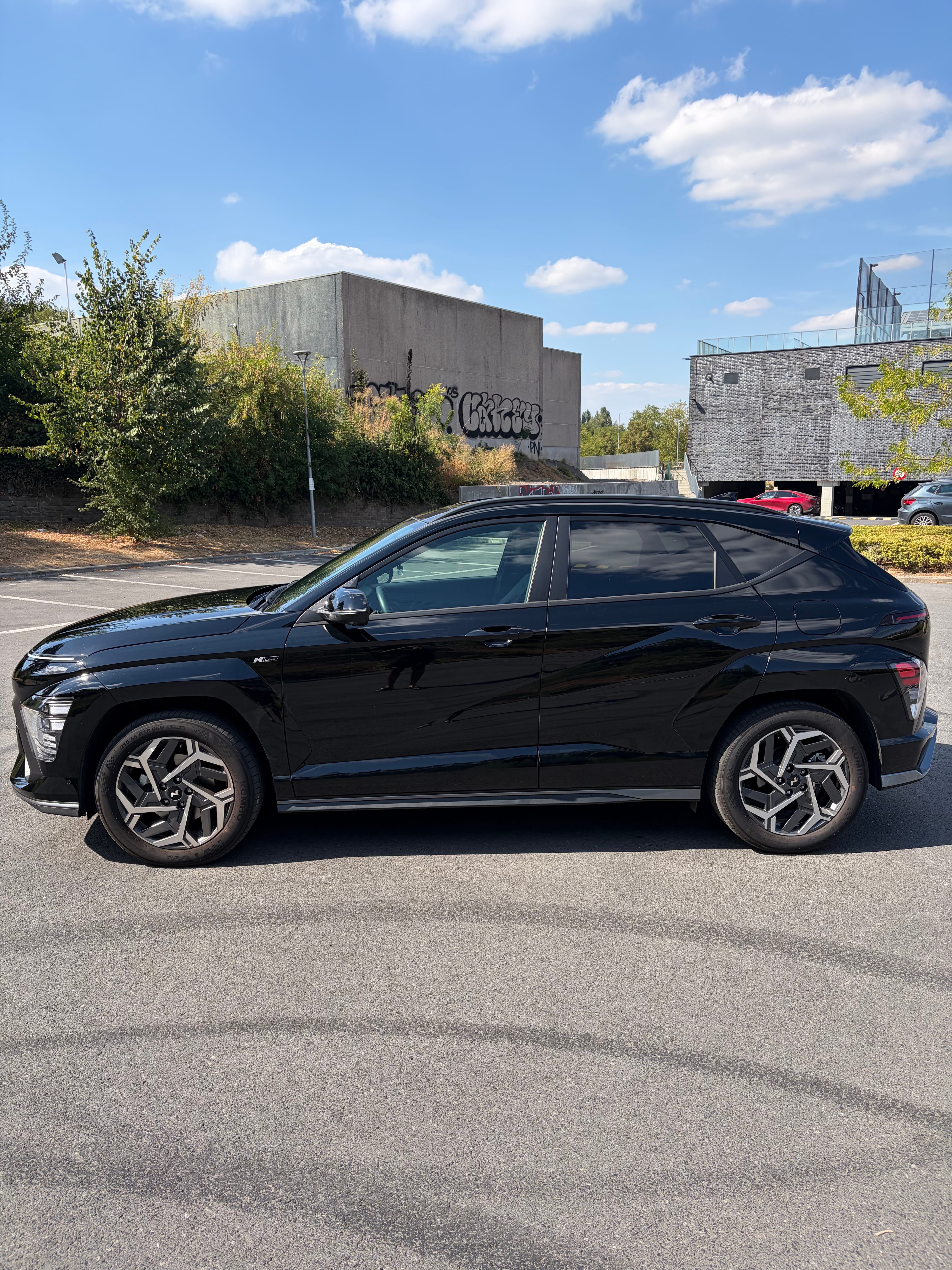 Hyundai Kona Hybride N Line with Air conditioning