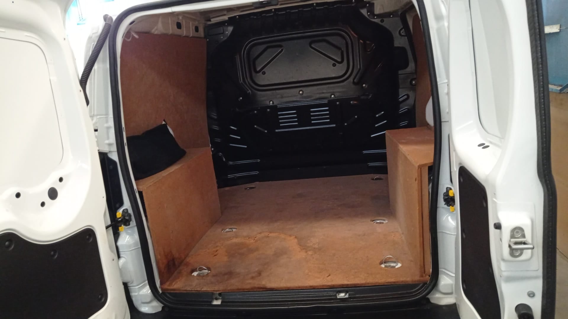 Fiat Fiorino 1.3 SX cargo con Tracción cuatro ruedas