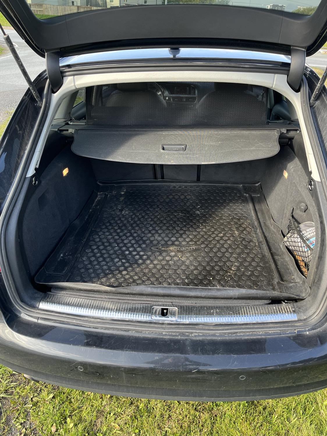 Audi A4 Avant 2.0 TDI med Bluetooth audio