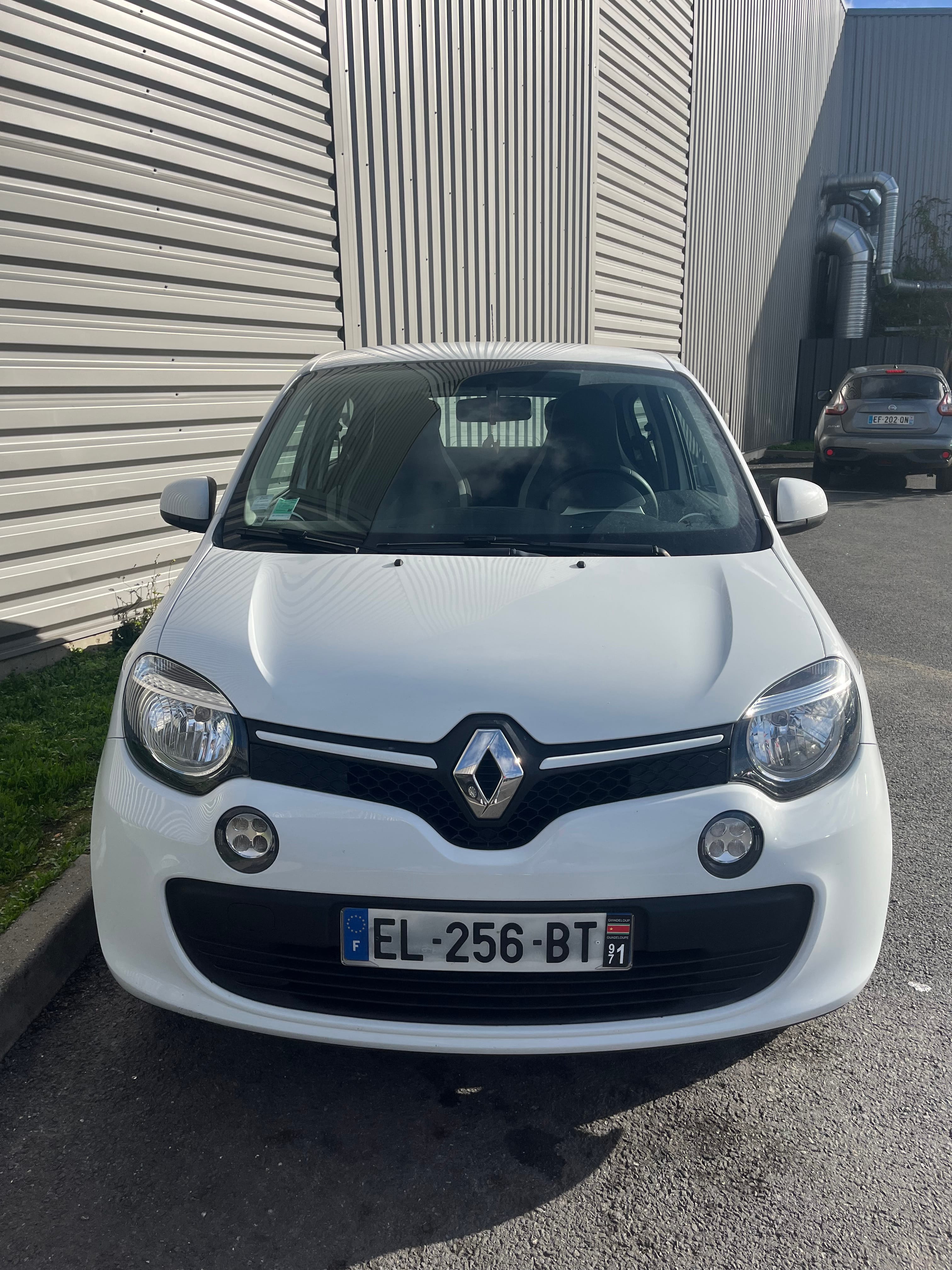 Renault Twingo III avec Régulateur de vitesse