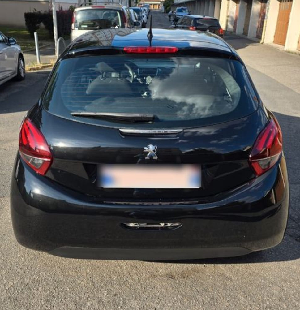 Peugeot 208 avec Régulateur de vitesse