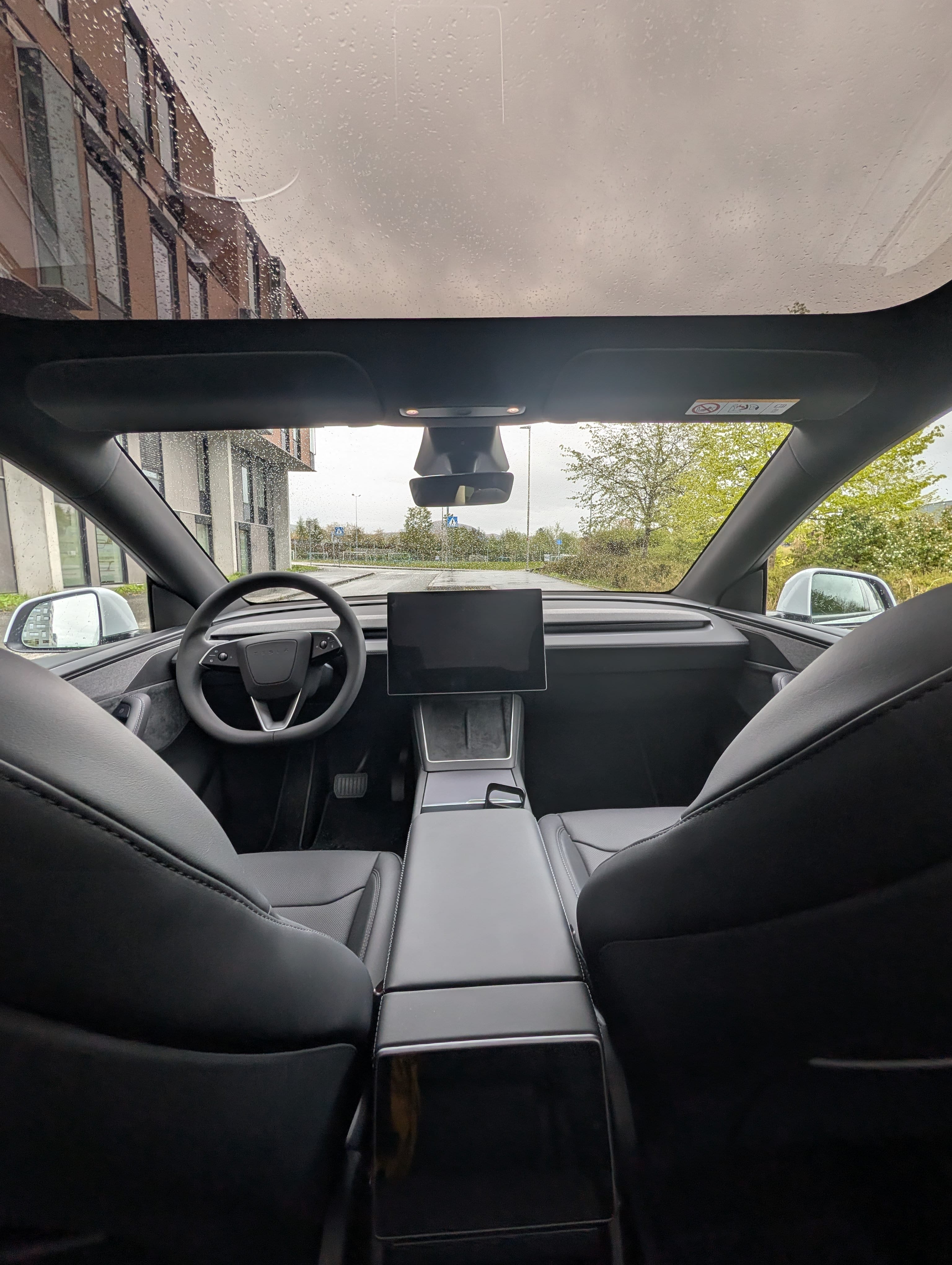 Tesla Model Y Long range med Dashcam