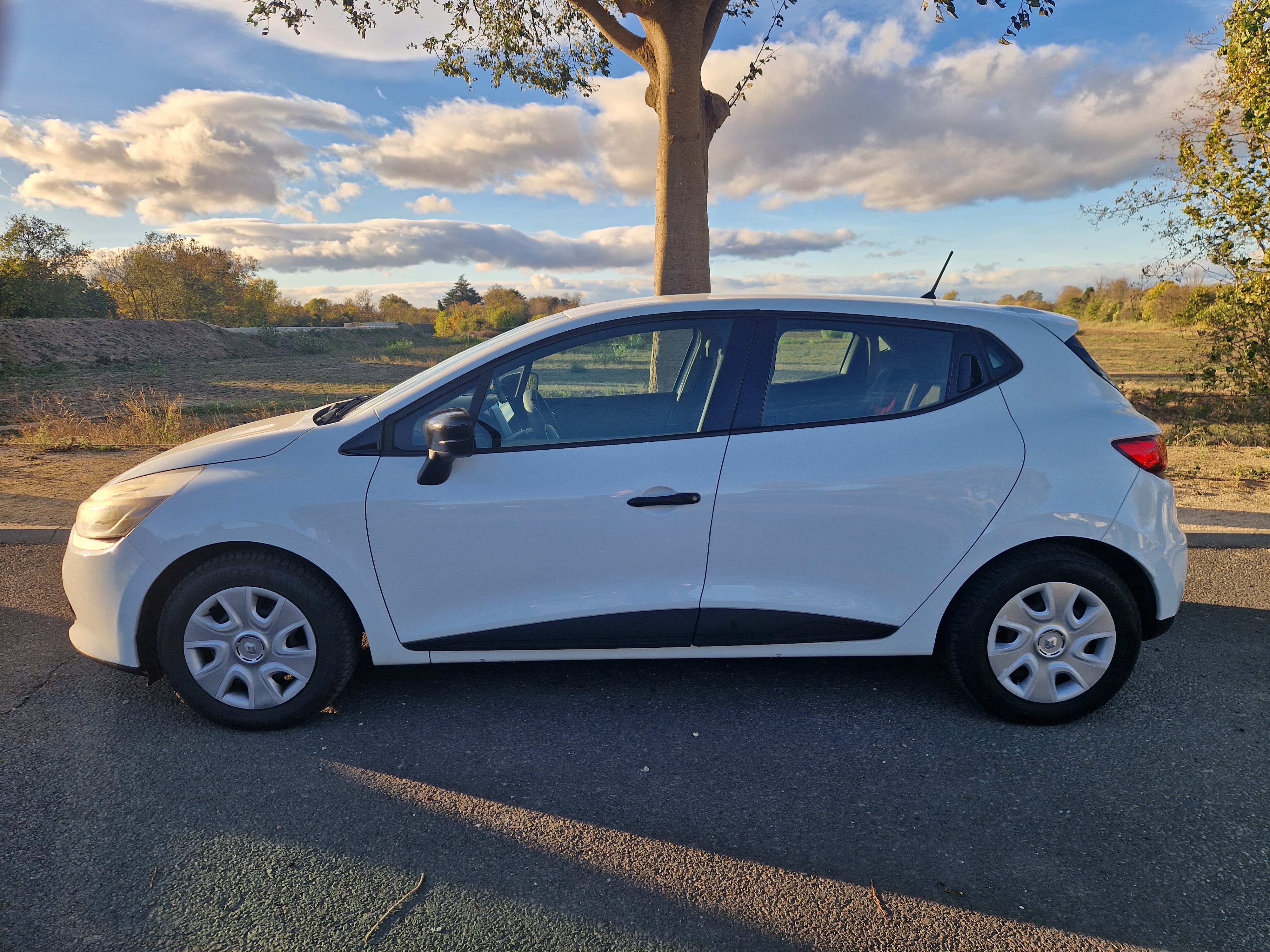 Renault Clio 1.5 dCi avec Climatisation