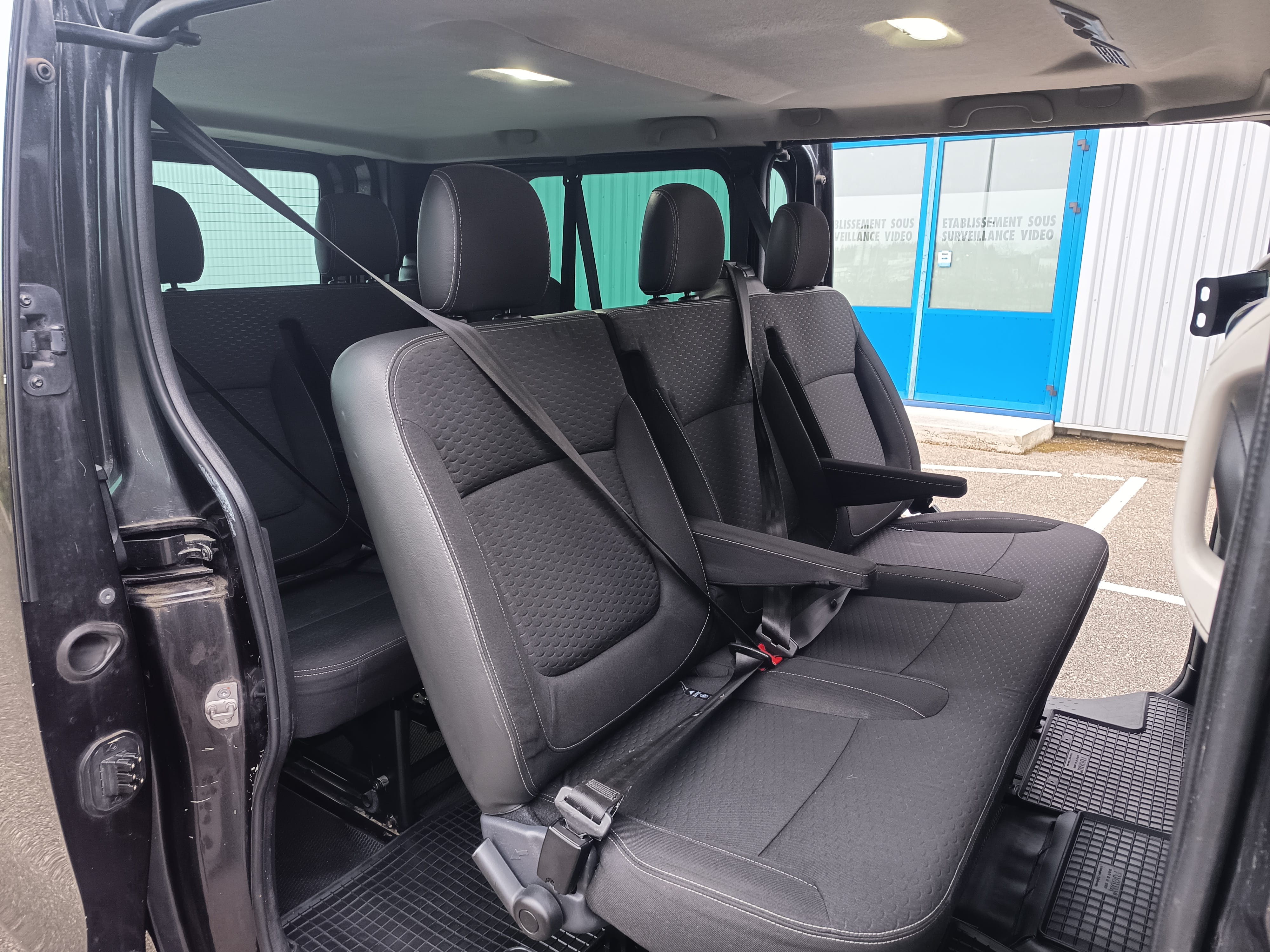 Opel Vivaro Combi MINIBUS avec Régulateur de vitesse