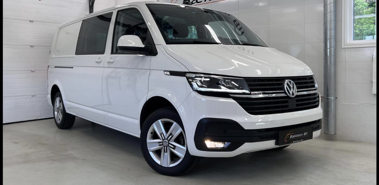 Volkswagen Transporter 2.0TDI Exclusive, 2021, Diesel, automatic
