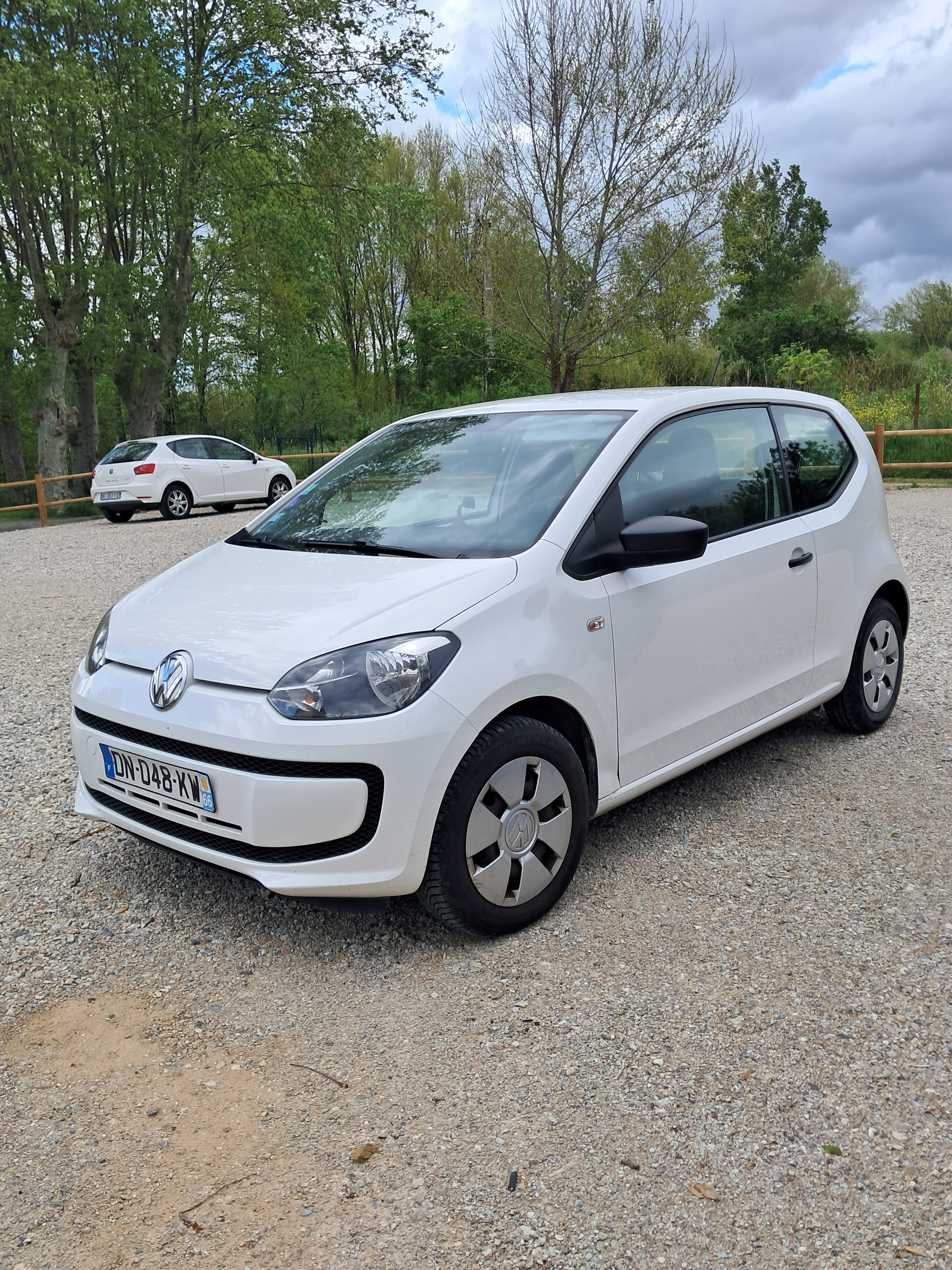 Volkswagen Up! 1.0 60ch – Compacte, Pratique & Économique*, 2015, Essence 95