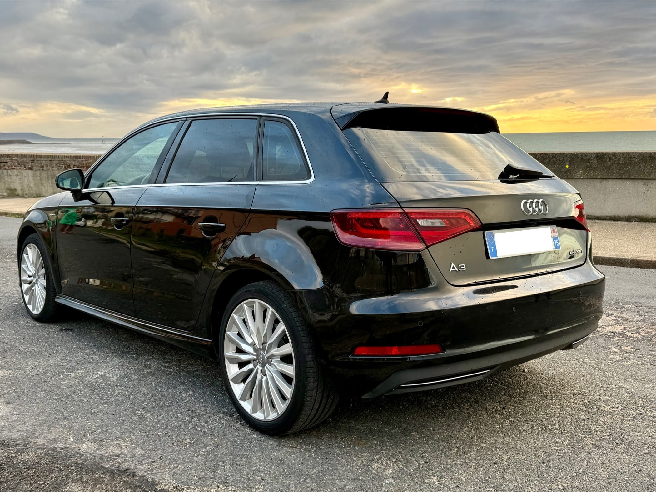 Audi A3 Sportback e-tron avec GPS