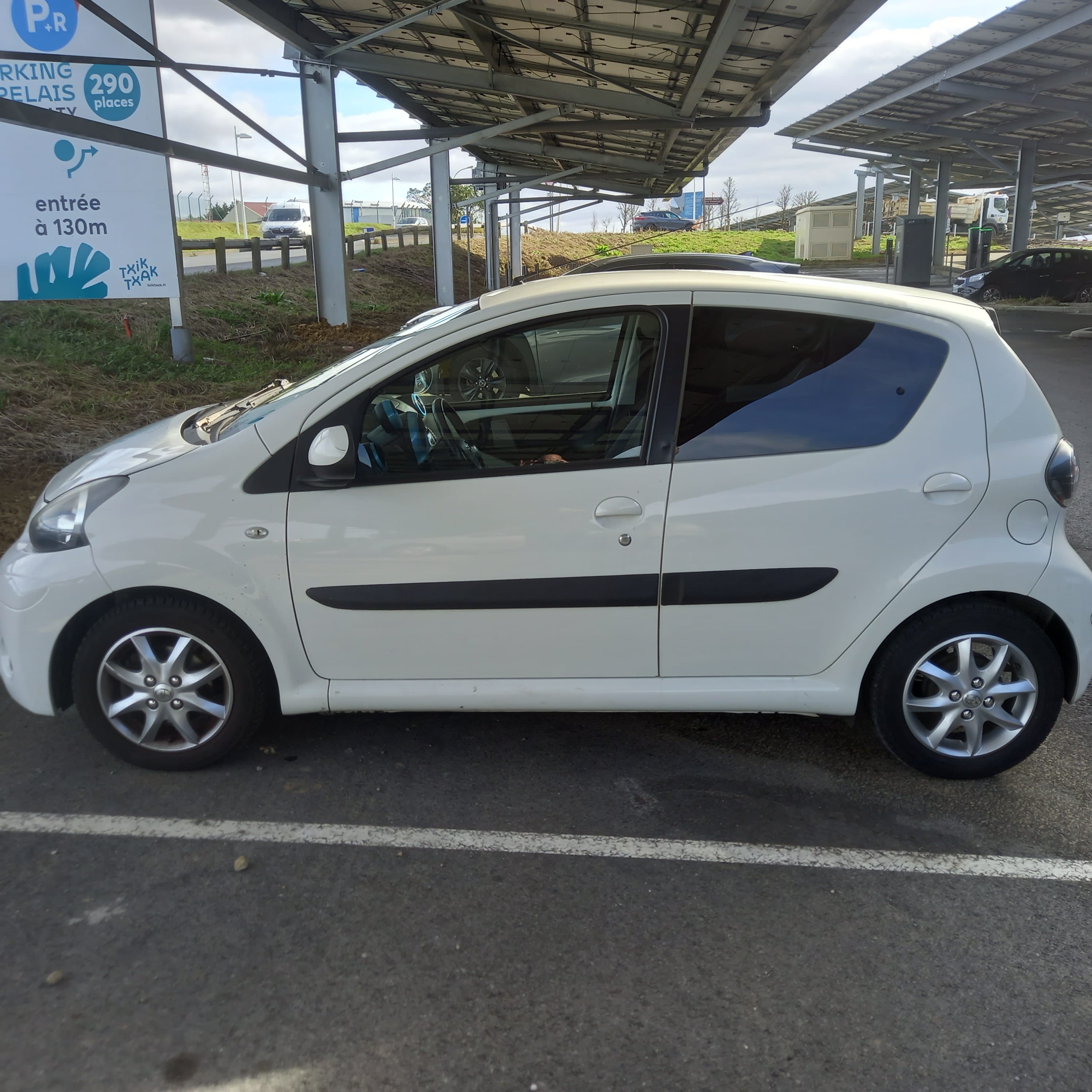 Toyota Aygo DYNAMIC II avec Climatisation