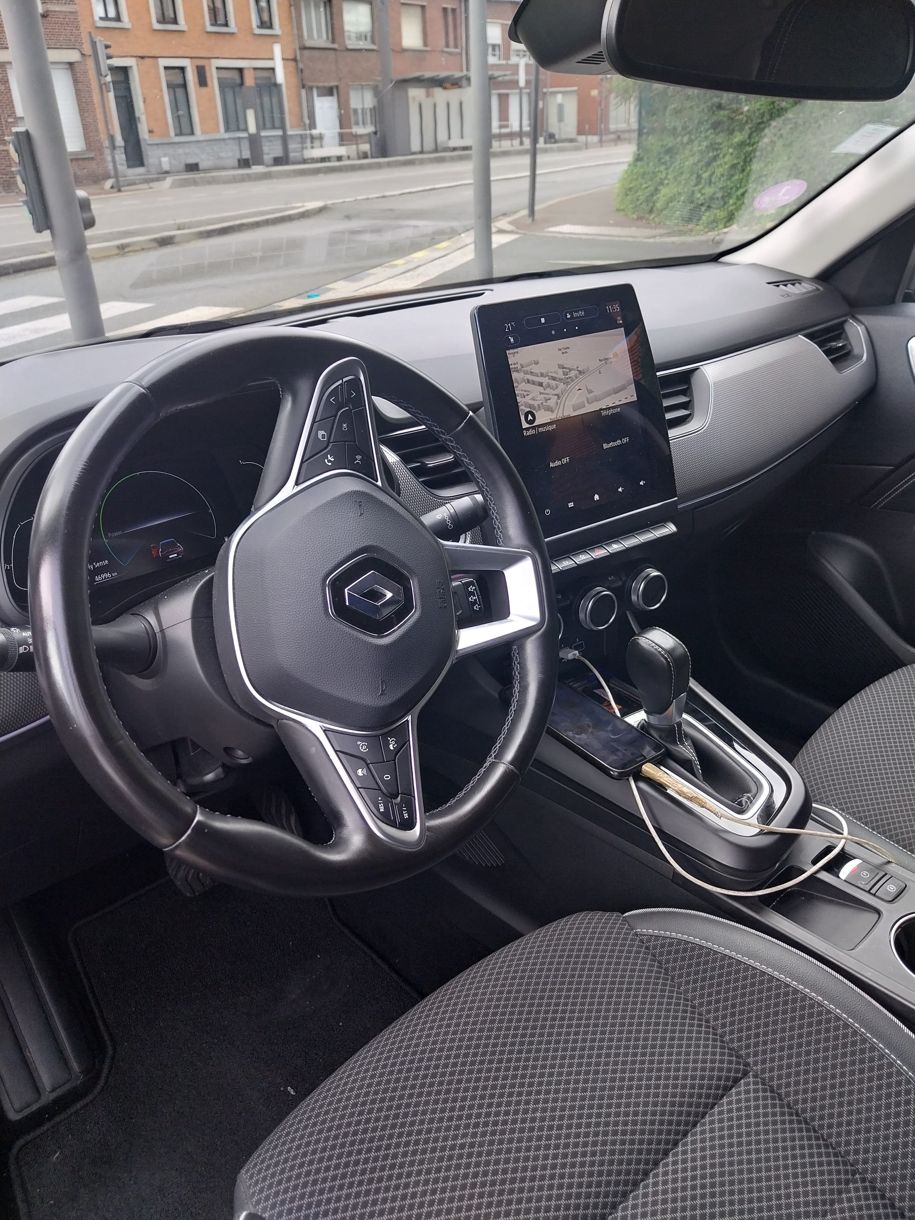 Renault Arkana E-Tech avec GPS
