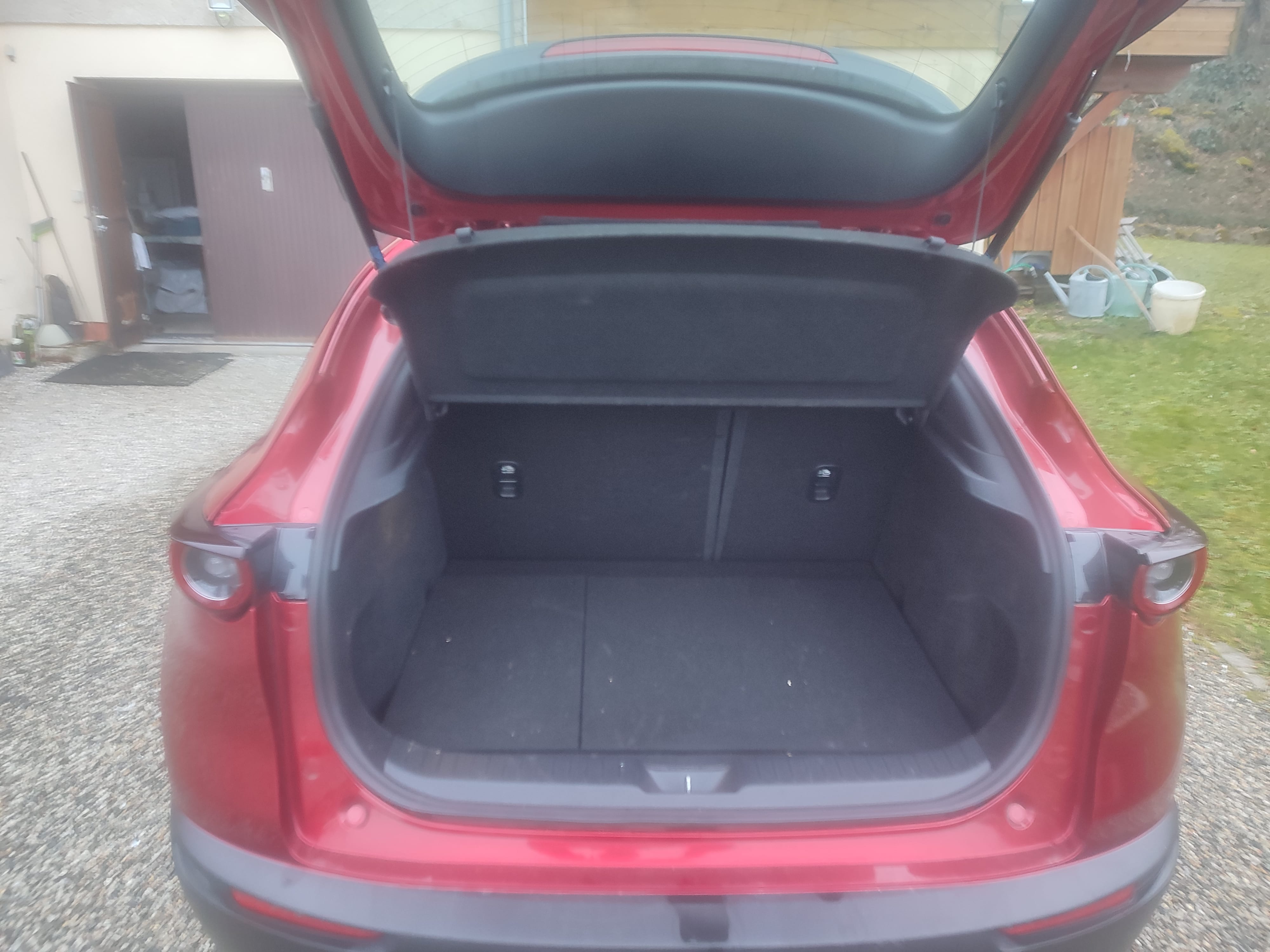 Mazda CX-30 e-skyactiv hybride - 122cv • 2021 • Boîte Automatique • avec Android Auto