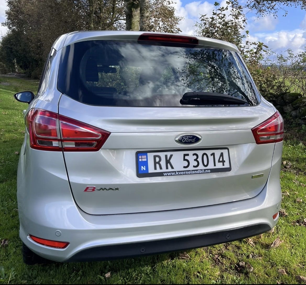 Ford B-Max med Ryggekamera