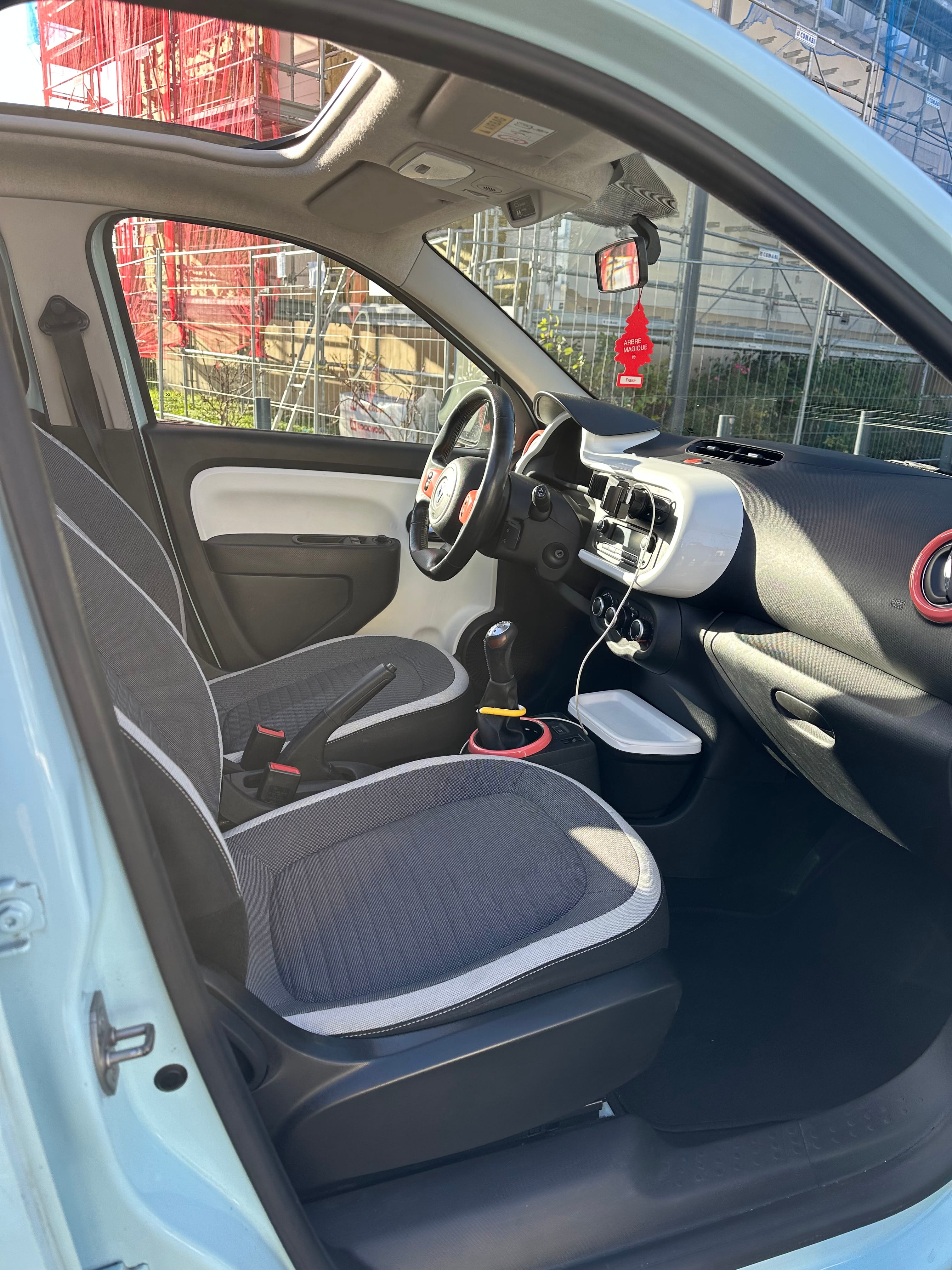 Renault Twingo III avec Audio Bluetooth