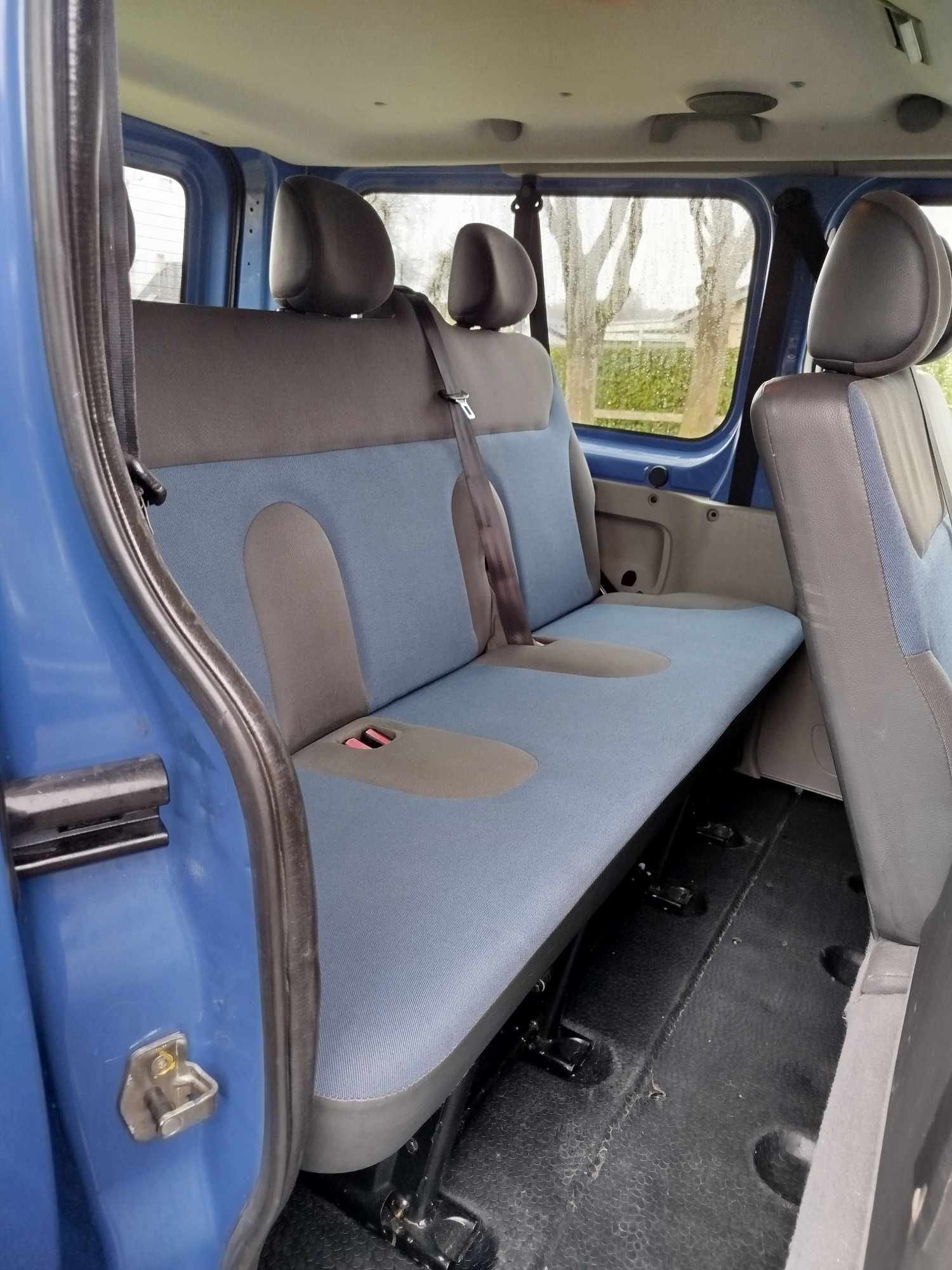 Renault Trafic avec Chaines