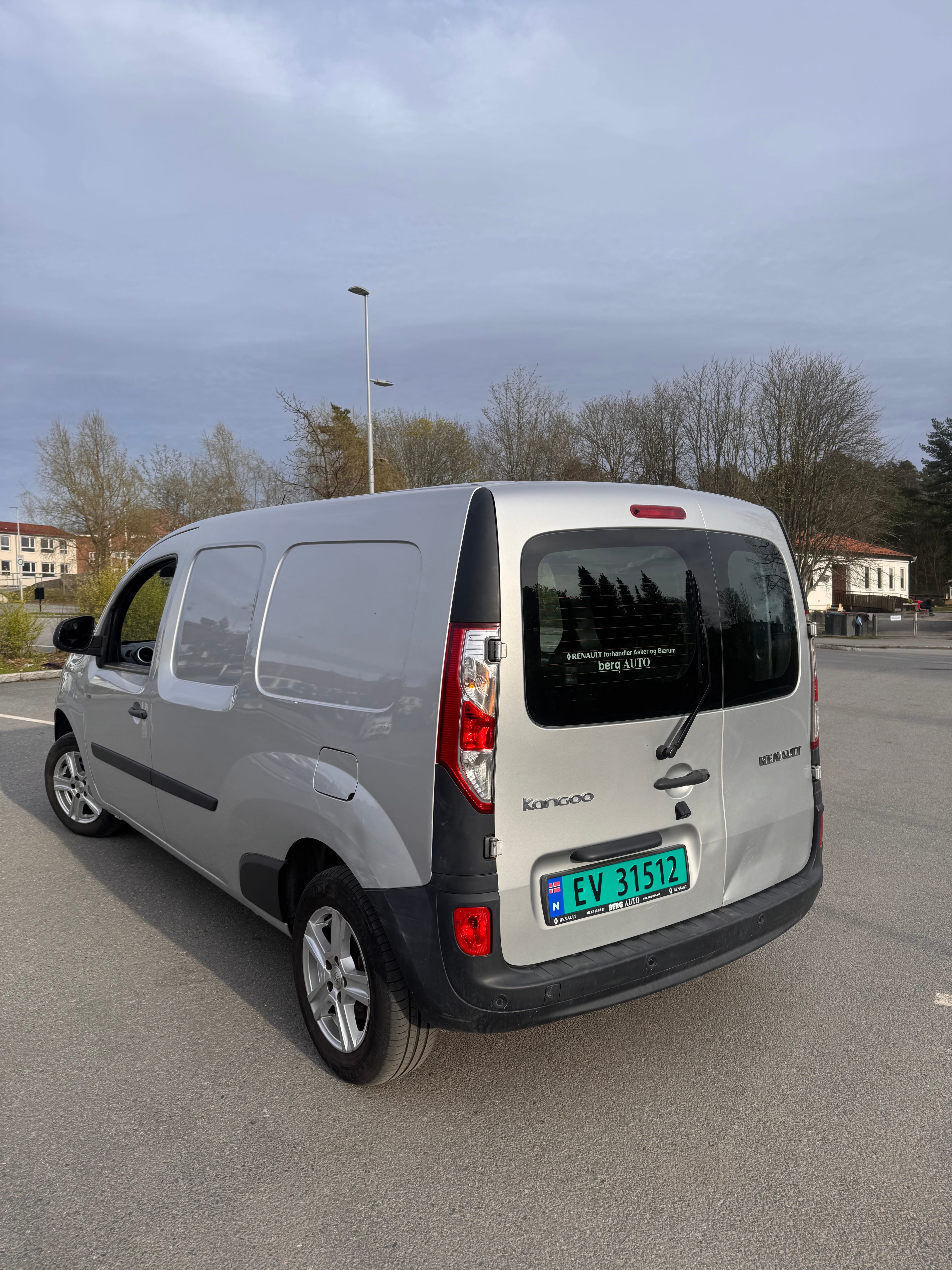 Renault Kangoo Express ZE Electric med GPS