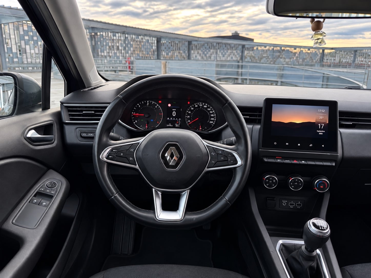 Renault Clio avec Régulateur de vitesse