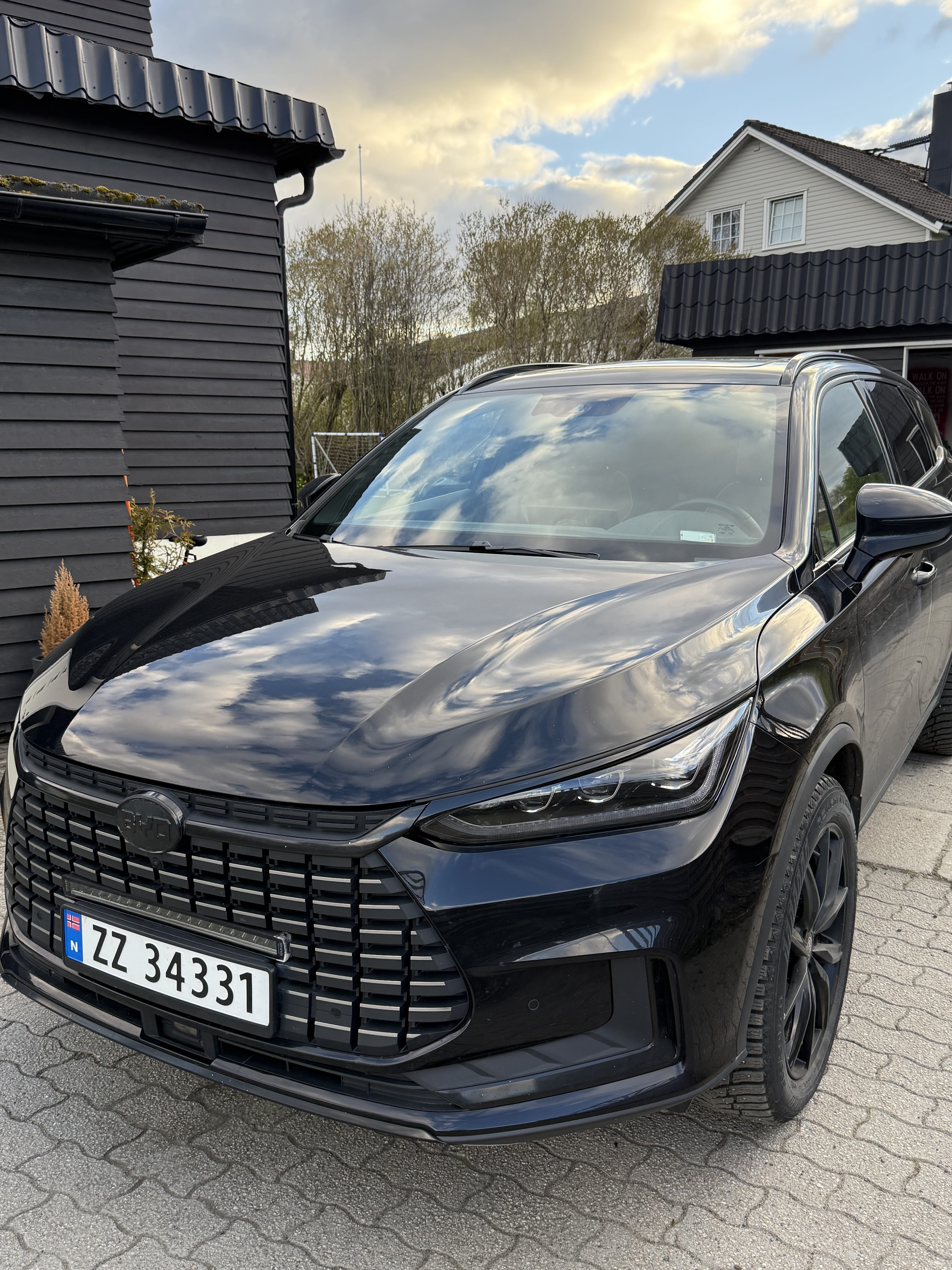 BYD Tang, 2022, Elektrisk, automatisk, 7 seter