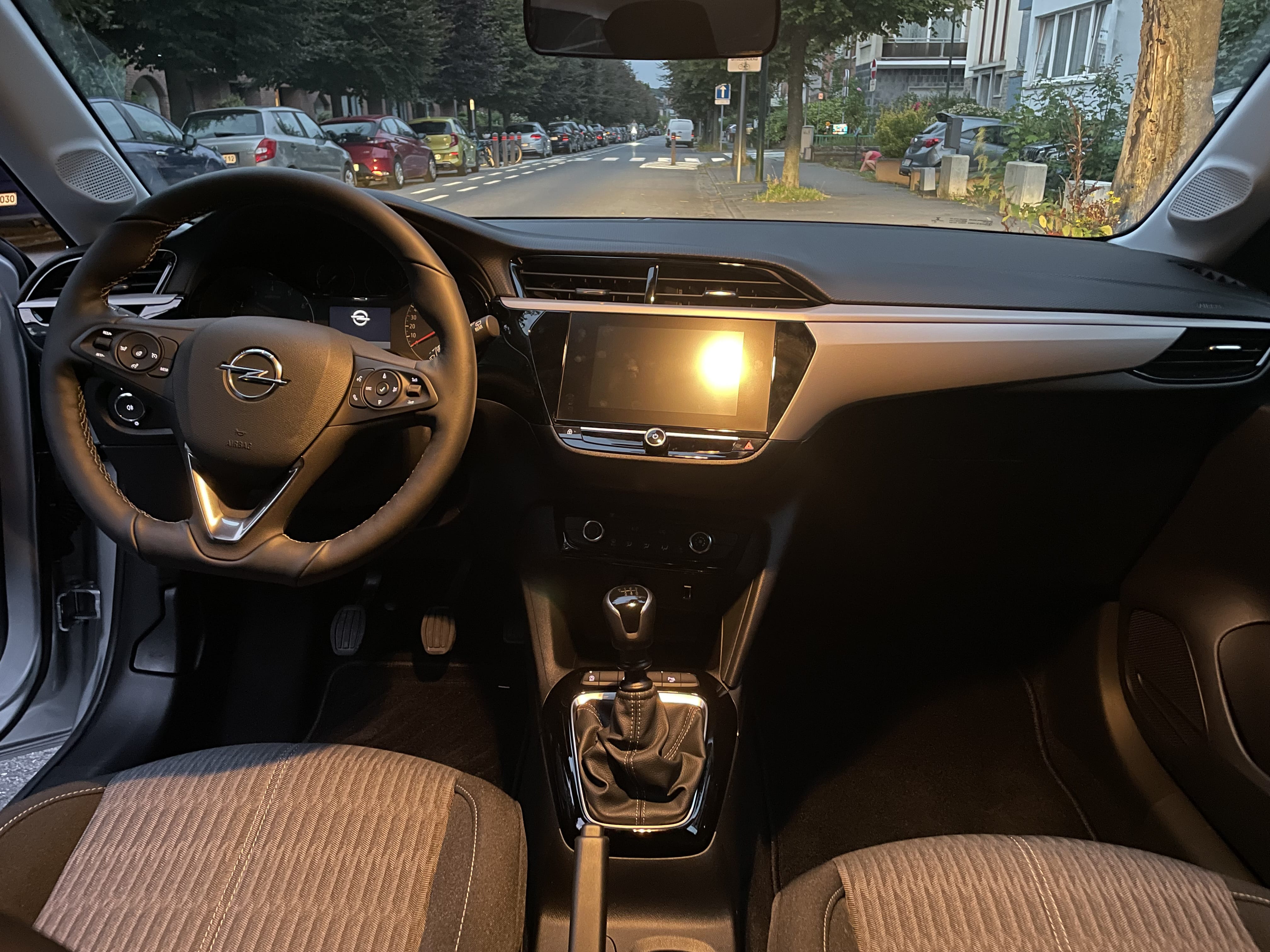 Opel Corsa avec Régulateur de vitesse