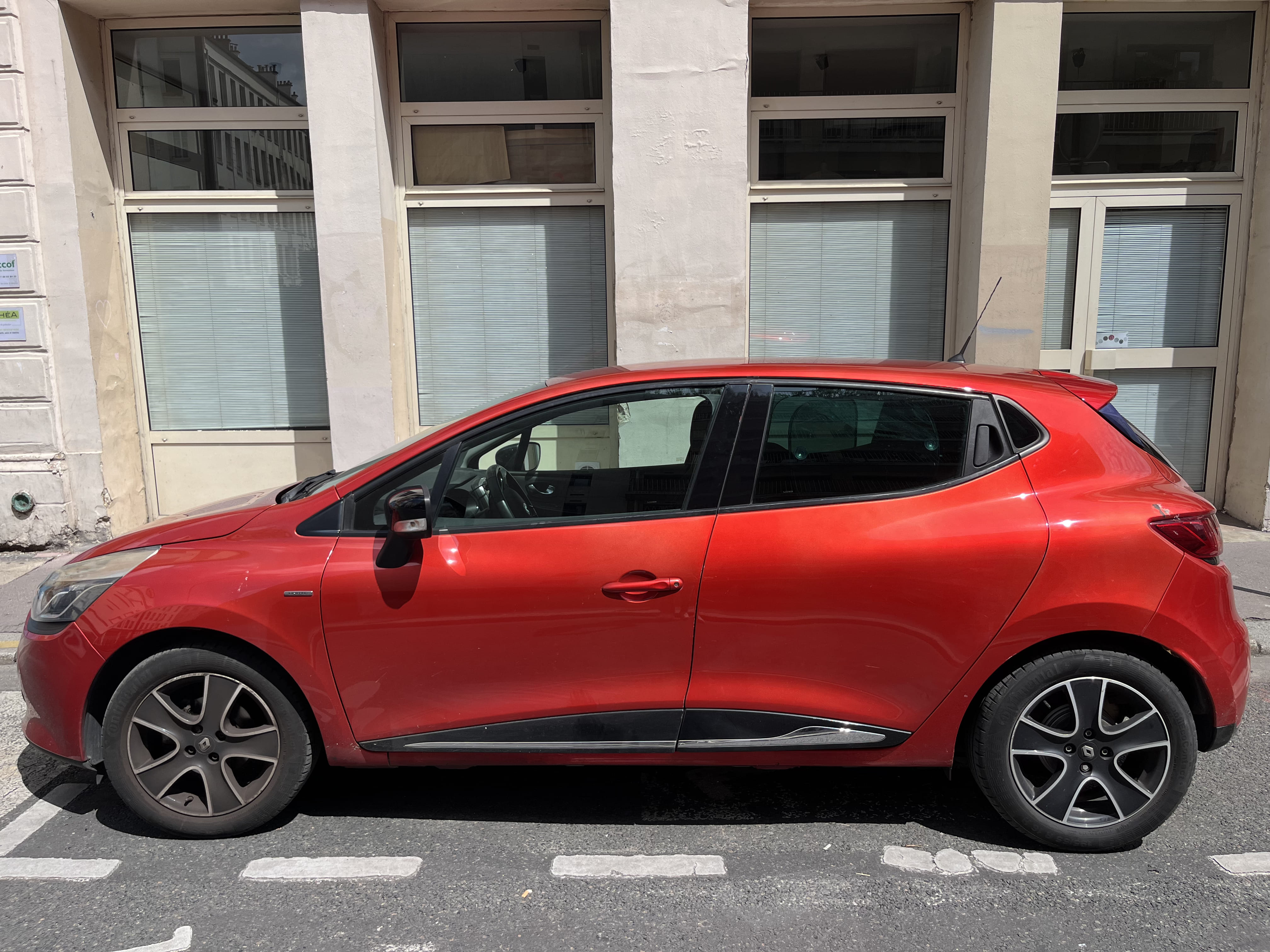 Renault Clio avec Climatisation