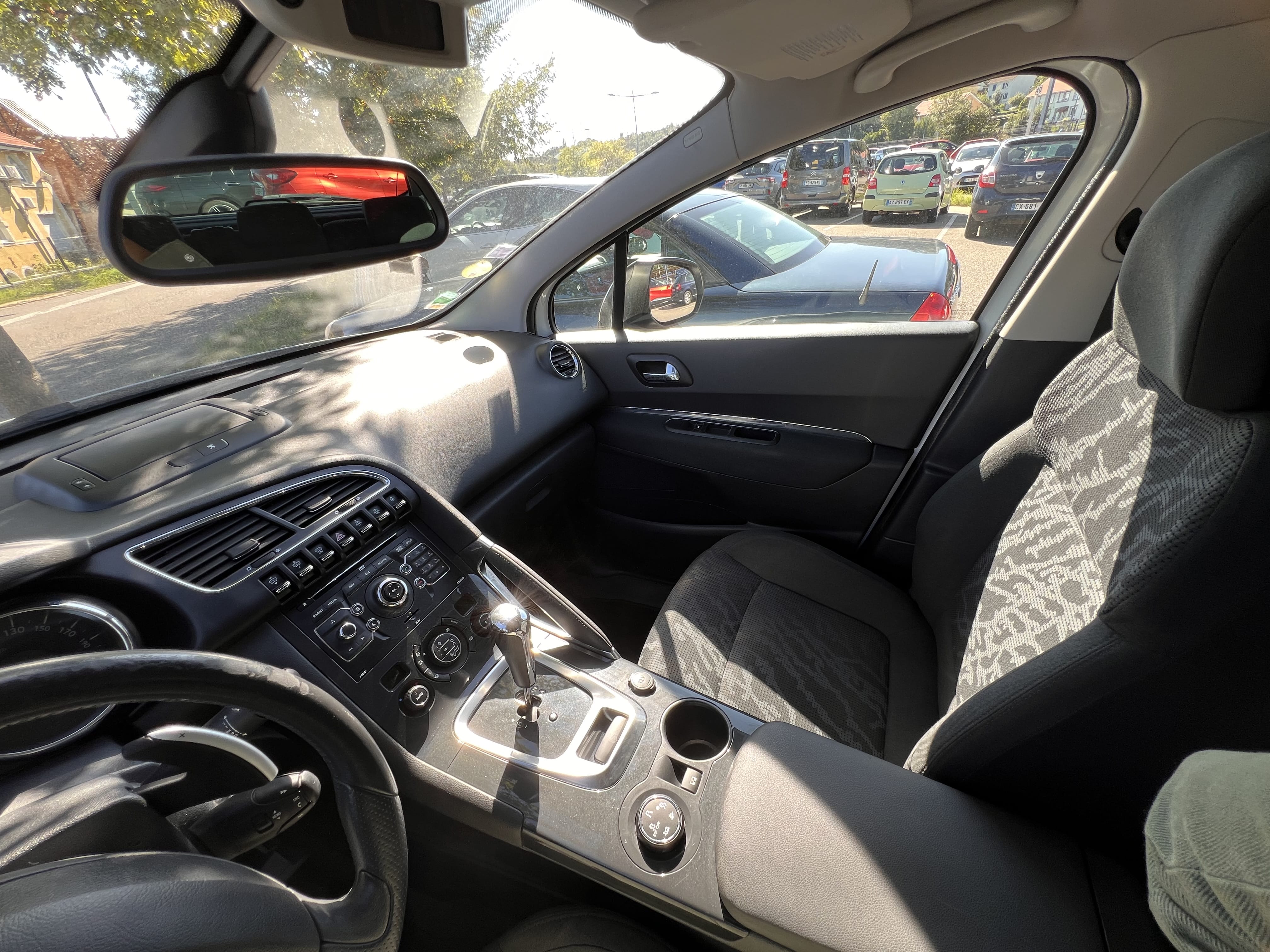 Peugeot 3008 avec Siège bébé