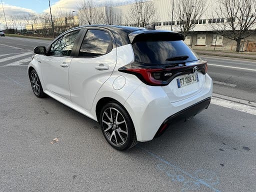 Toyota Yaris Hybride avec Audio Bluetooth