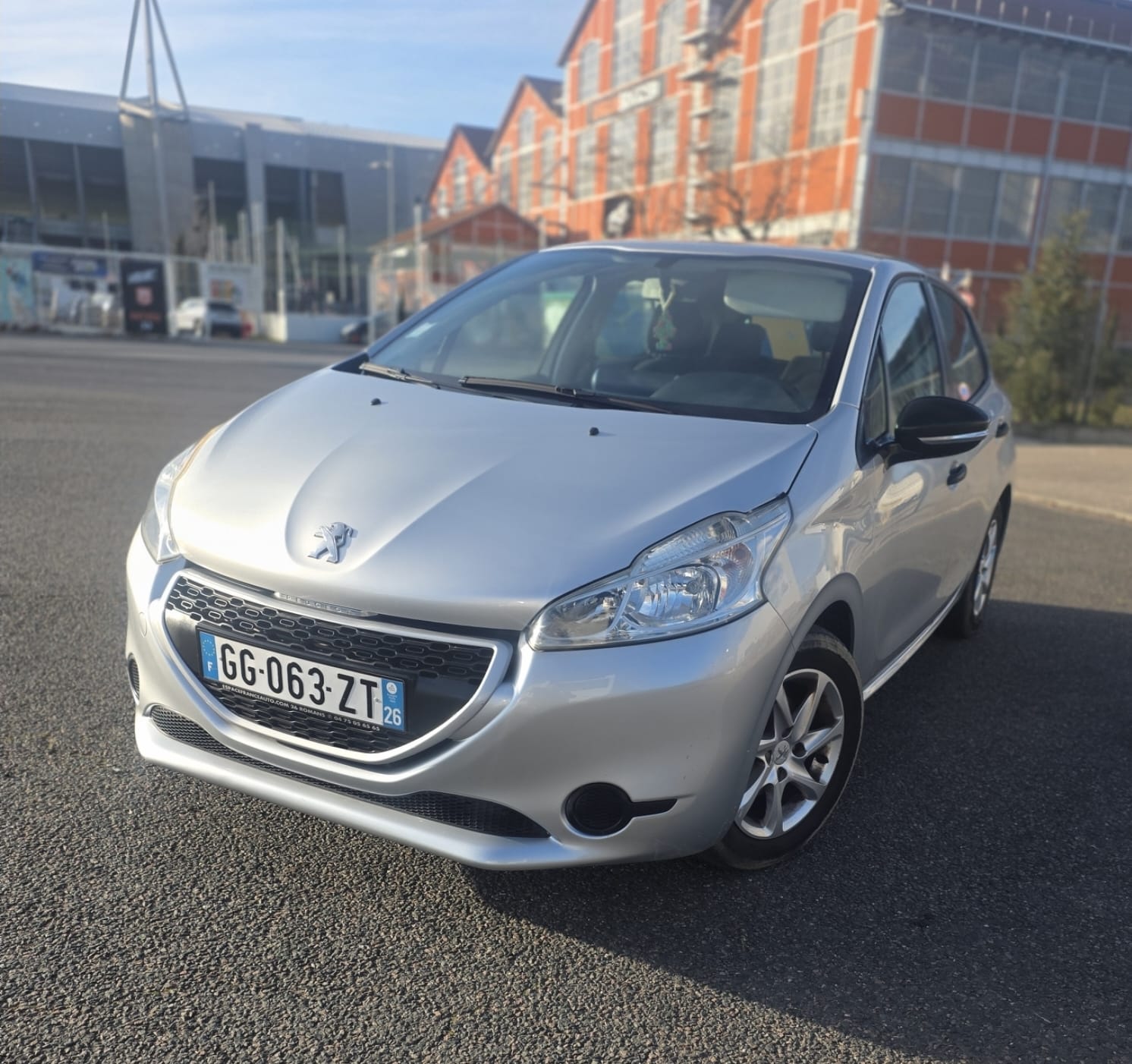 Peugeot 208, 2012, Essence 95