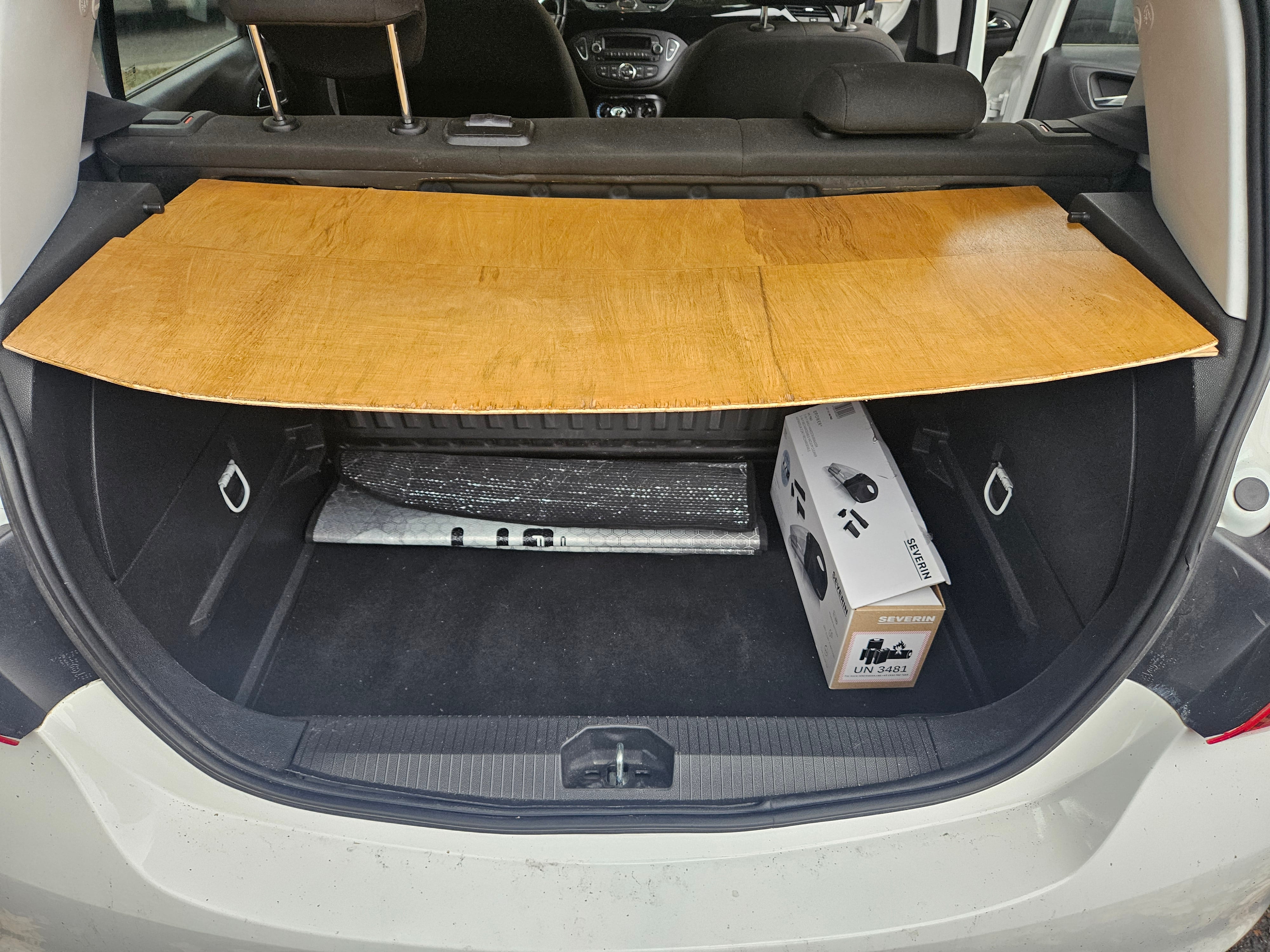 Opel Corsa avec Pneus neige