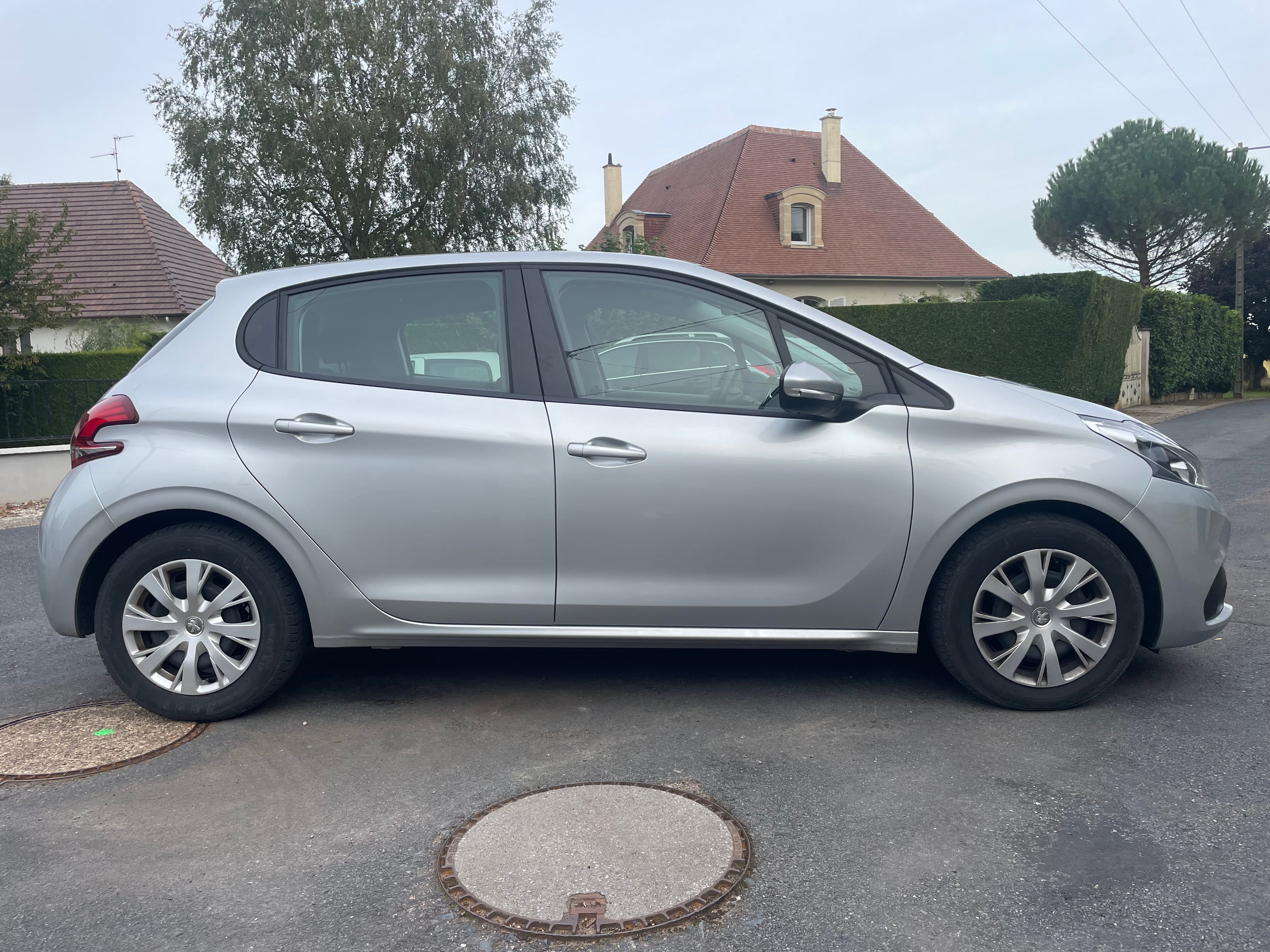 Peugeot 208, 2018, Diesel