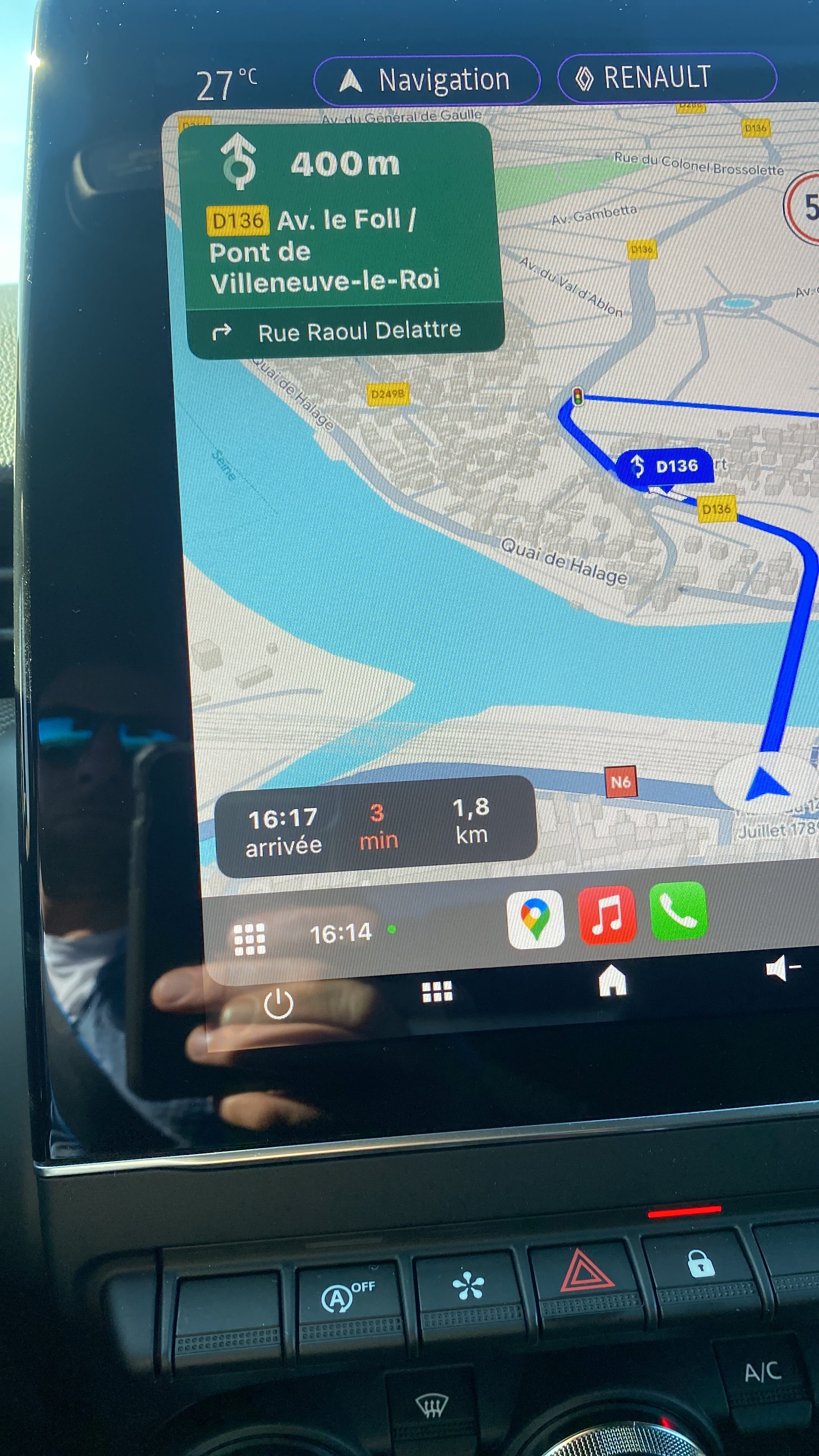 Renault Clio avec Apple CarPlay