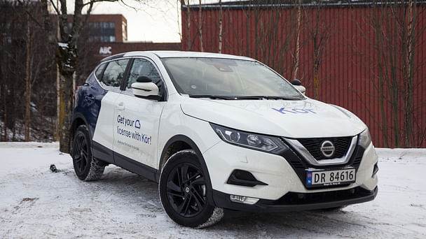 Nissan Qashqai med ekstra pedalsett til øvelseskjøring, 2020, Bensin