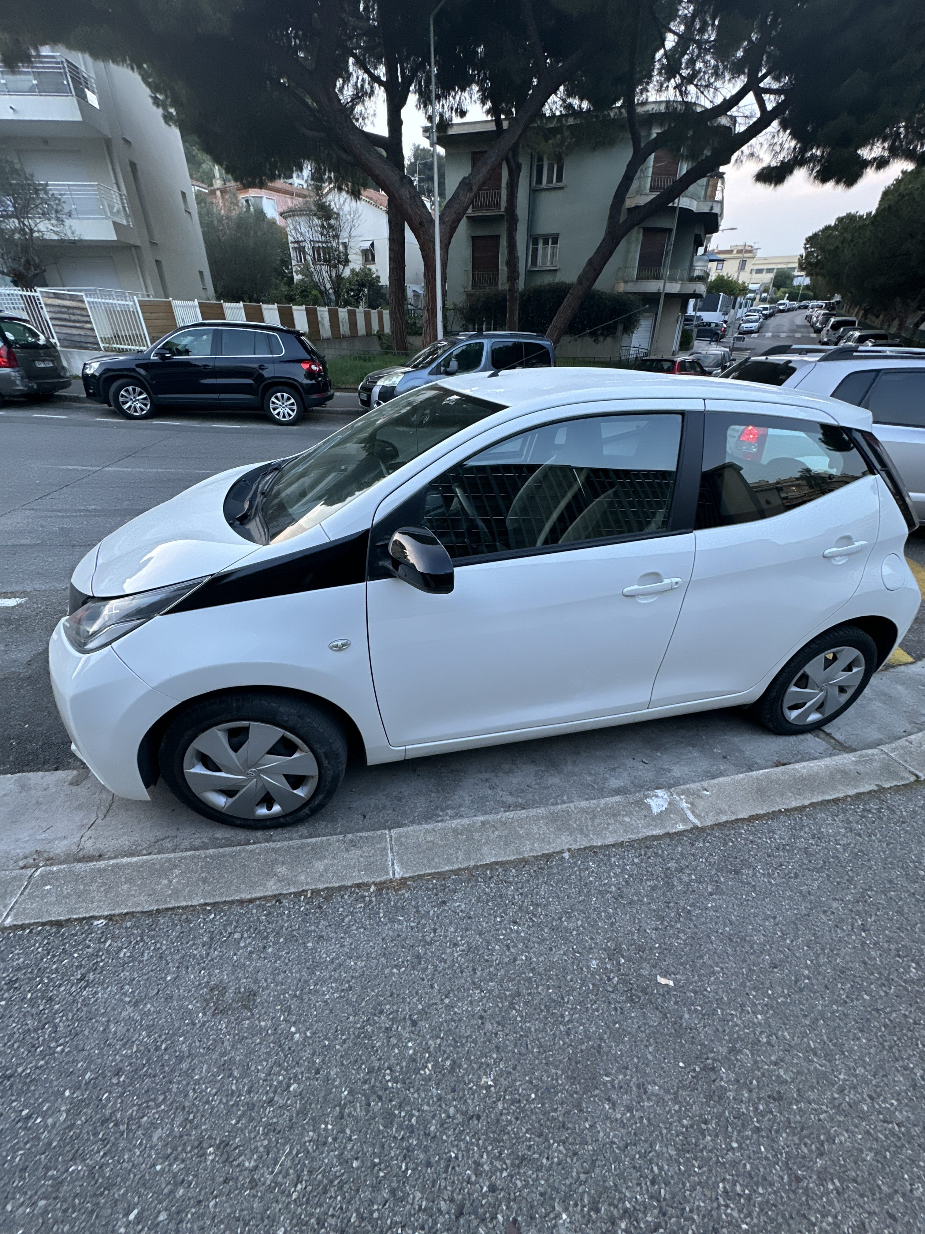 Toyota Aygo, 2017, Essence 95