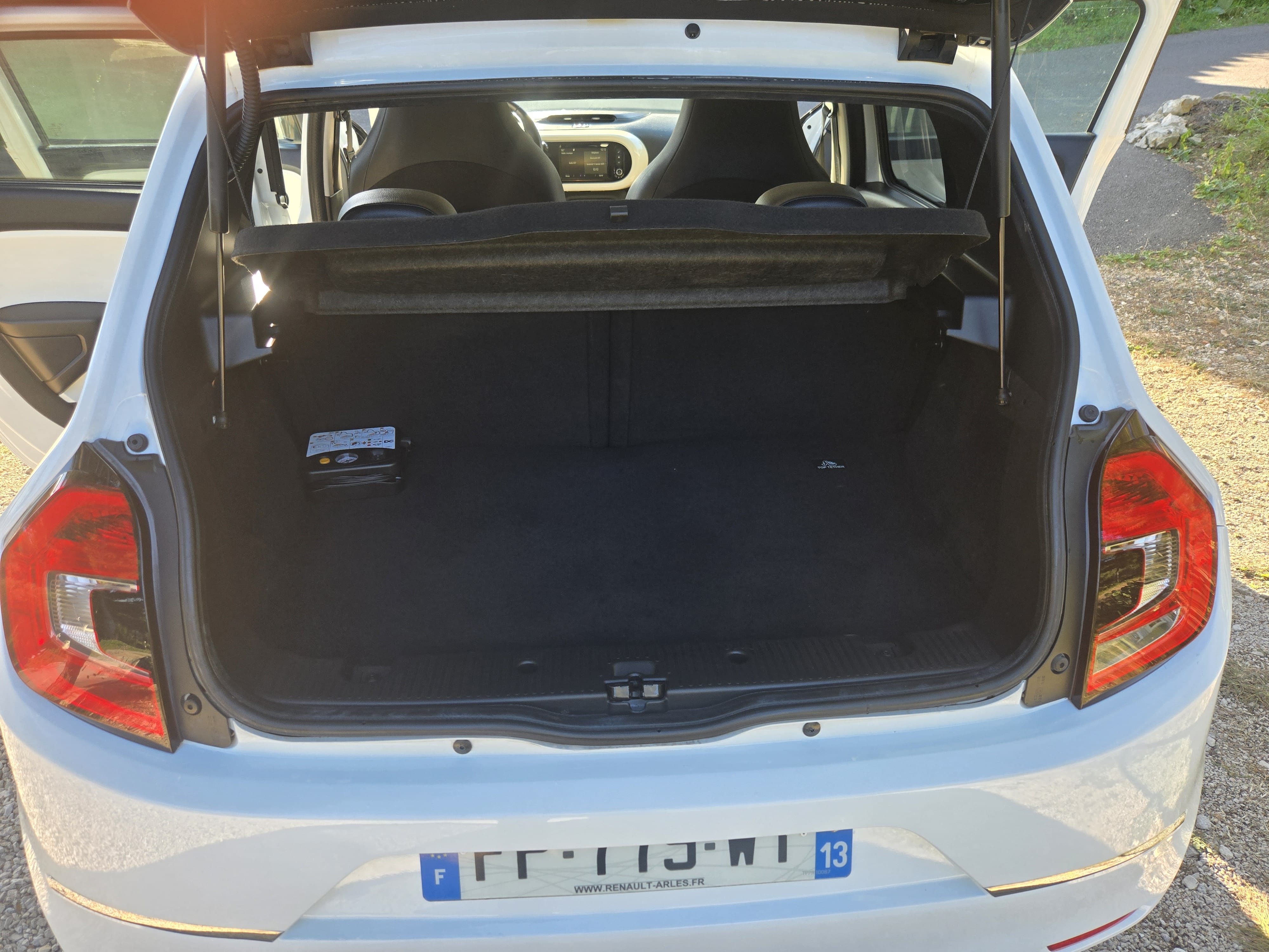 Renault Twingo III avec Siège bébé