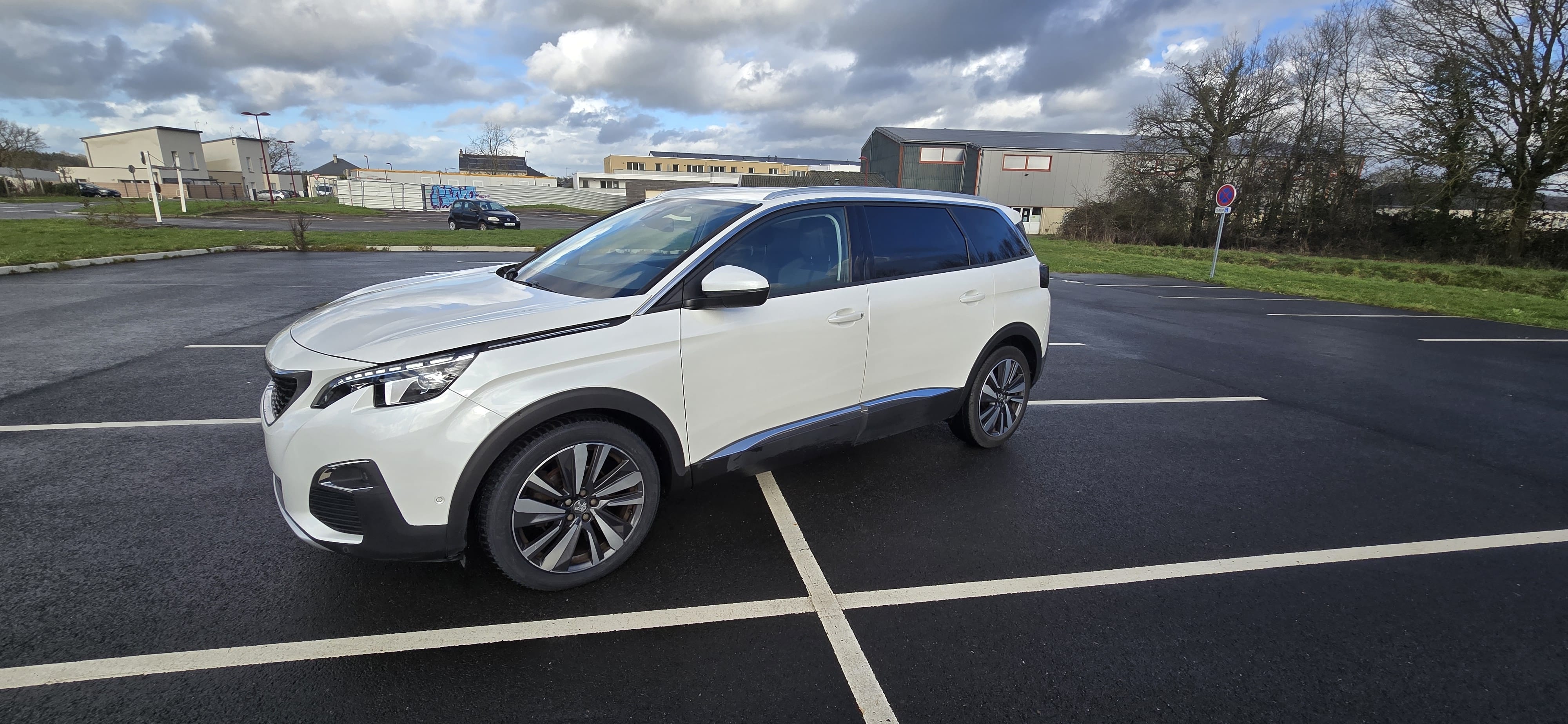 Peugeot 5008 2l HDI EAT180, 2019, Diesel, automatique, 7 places