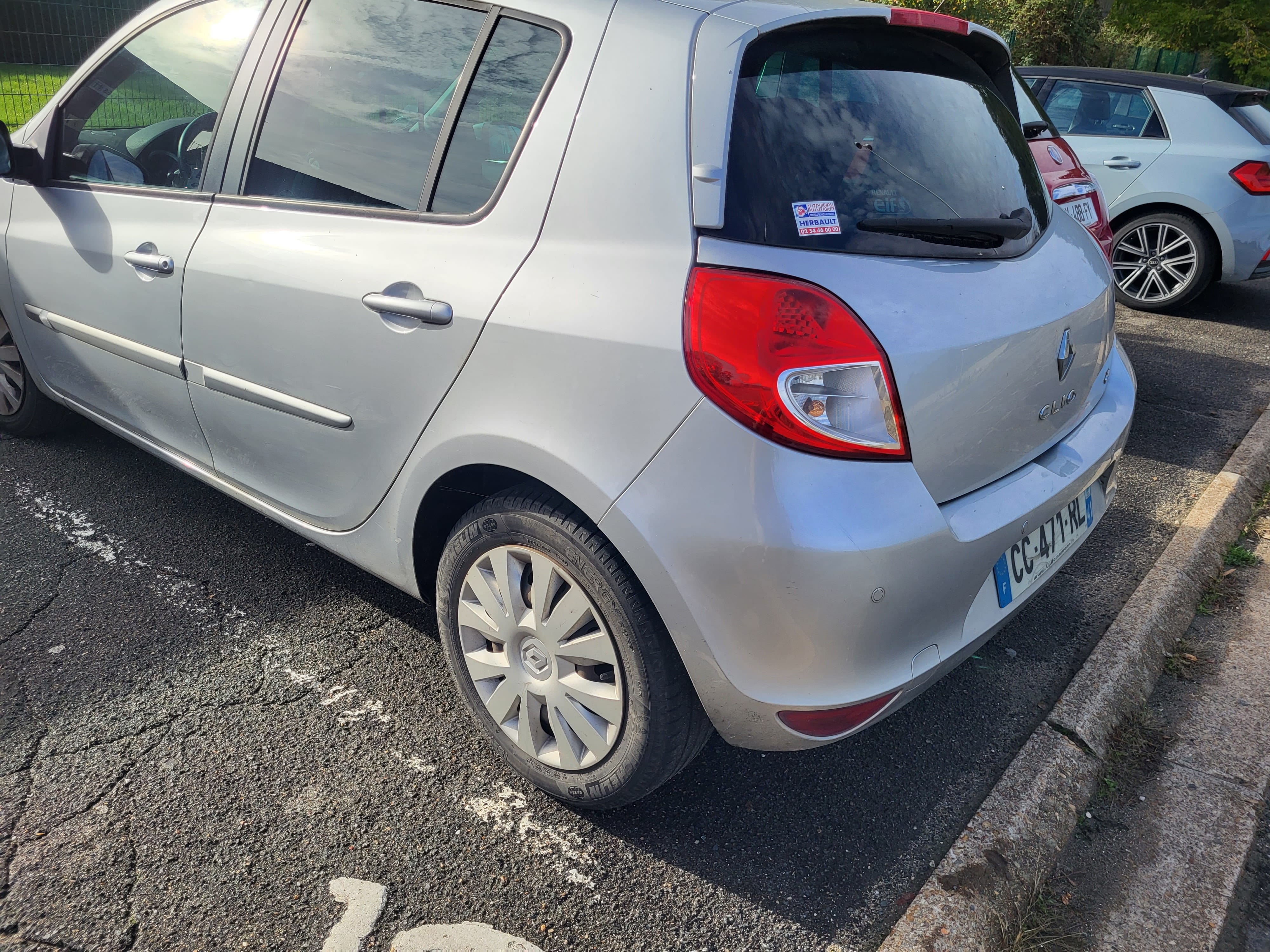 Renault Clio avec Régulateur de vitesse