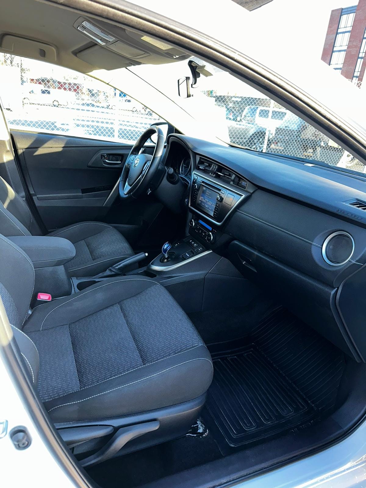 Toyota Auris Touring Sports 1,8 Hybrid, m/takboks, Automat med Cruisekontroll