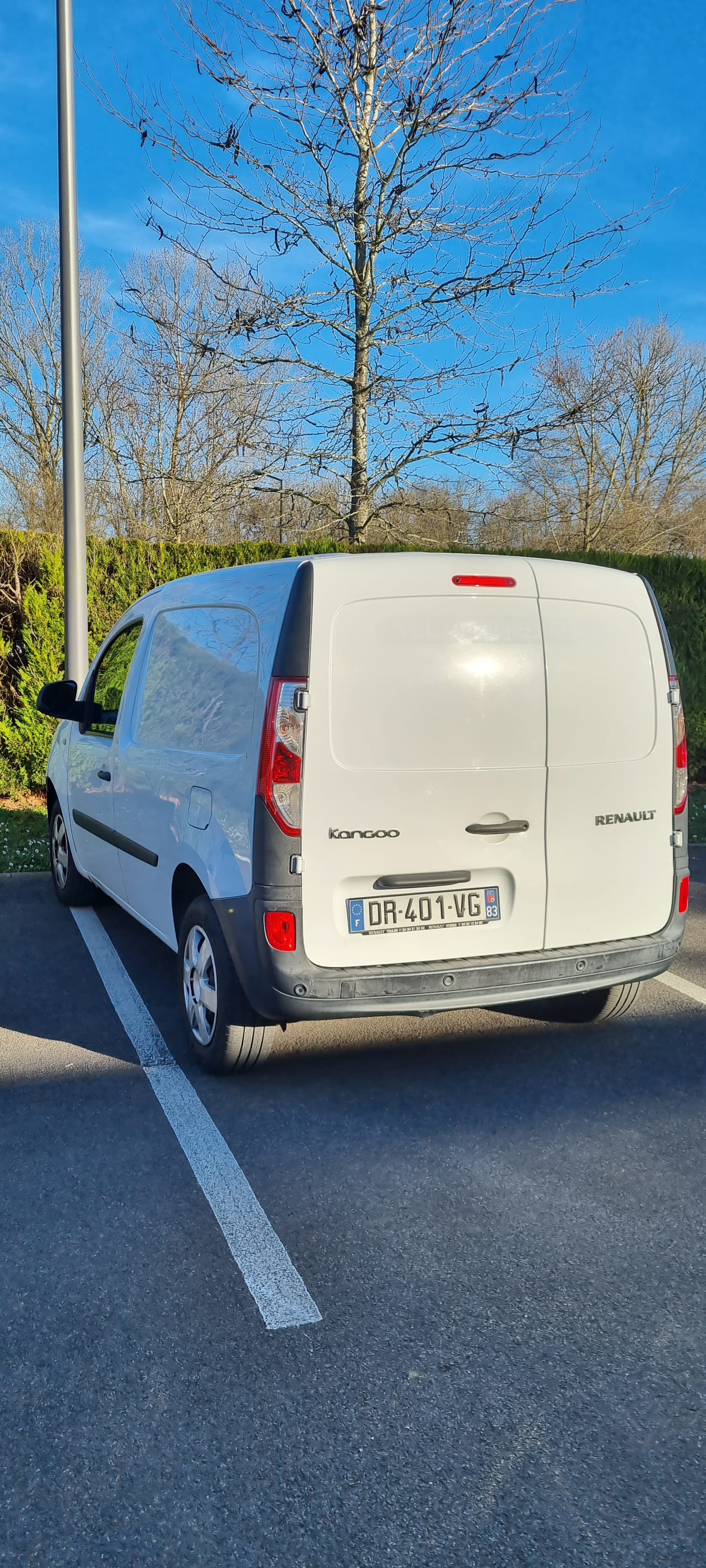 Renault Kangoo Express Kangoo 1.6 hdi DR-401-VG mit Bluetooth-Audio
