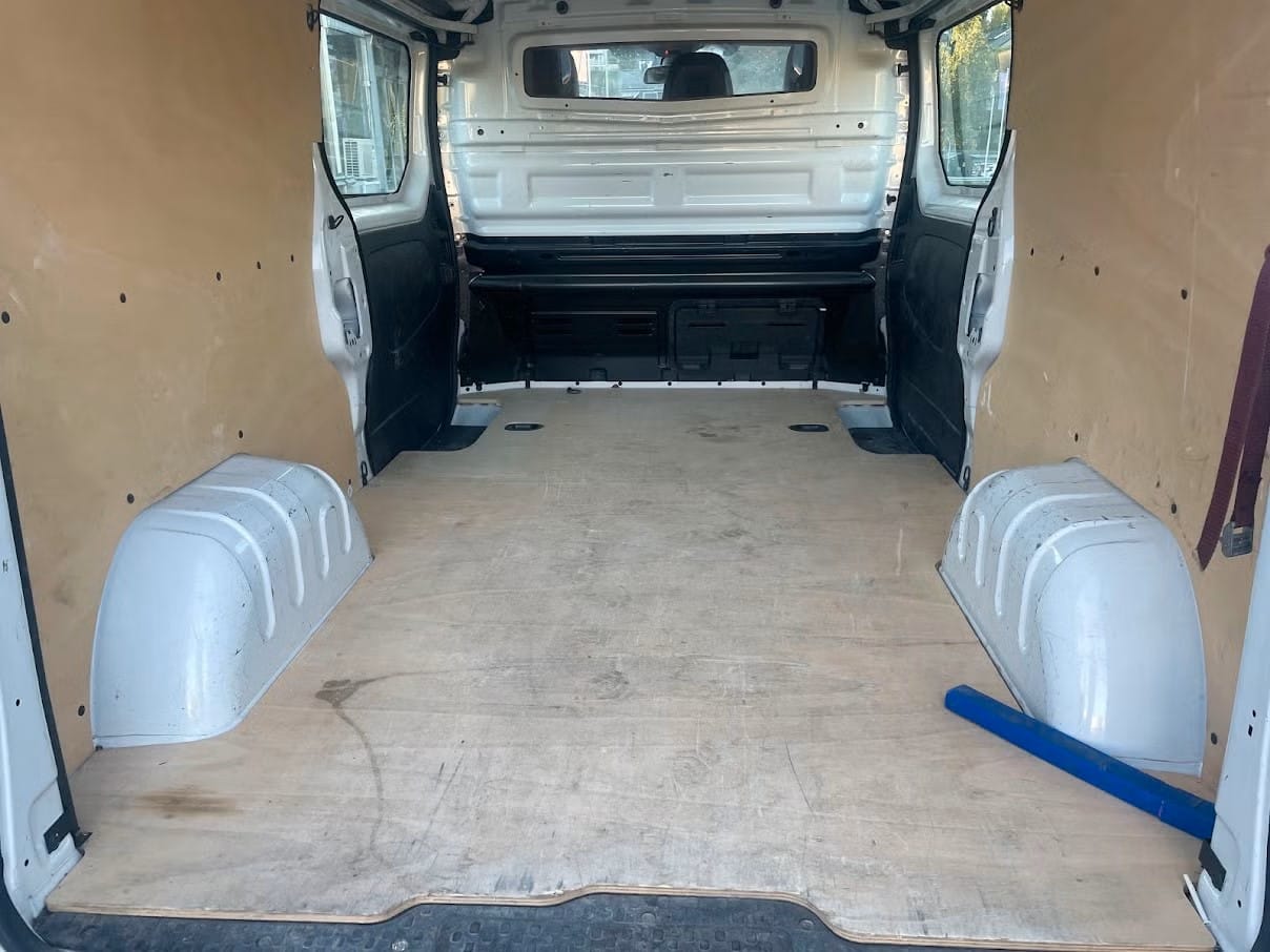 Opel Vivaro med Apple CarPlay