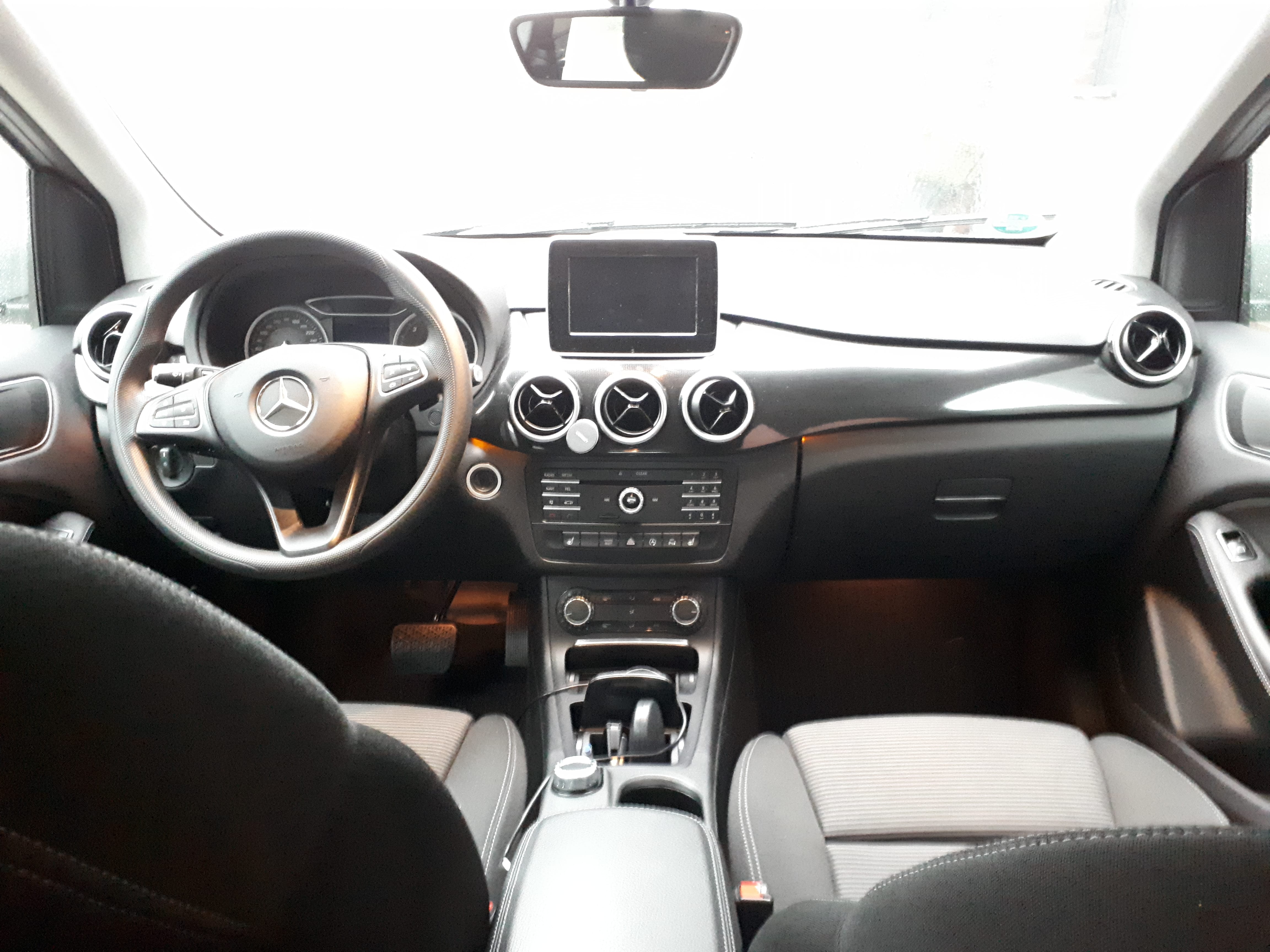 Mercedes B-Klasse B180 Diesel mit Klimaanlage