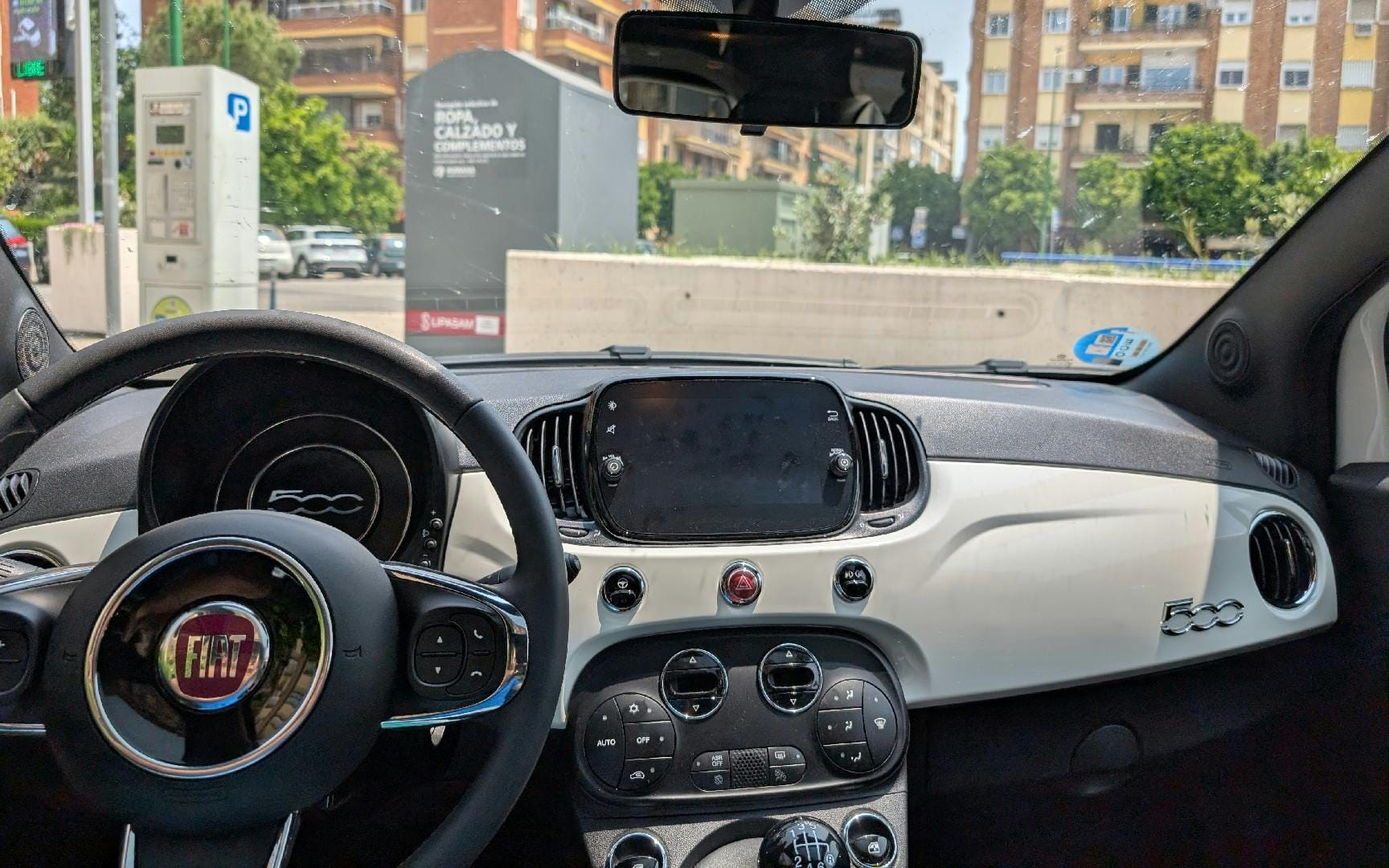 Fiat 500 Híbrido con Control de velocidad