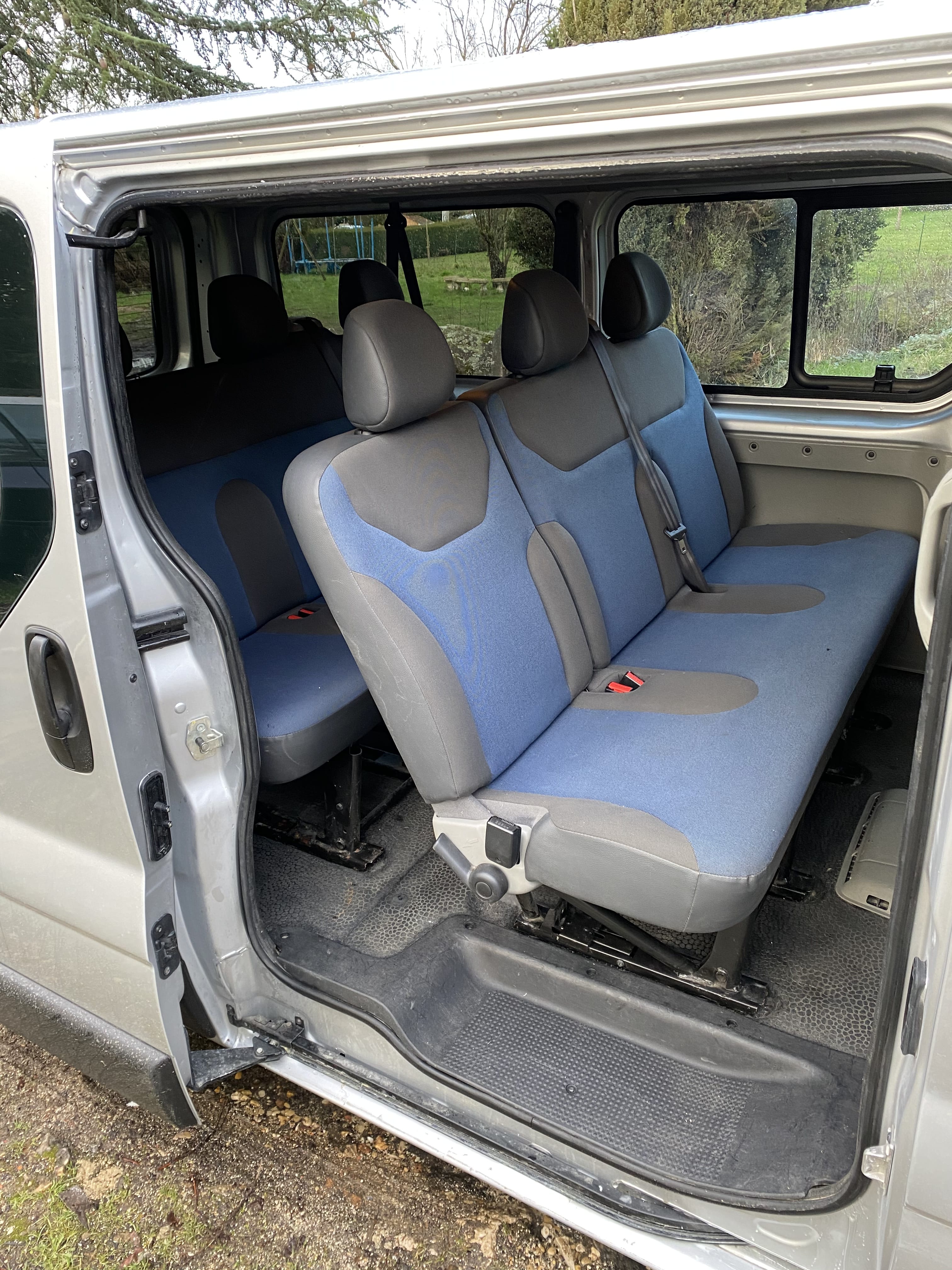 Nissan Primastar long 2.0 dci 115 avec Audio Bluetooth