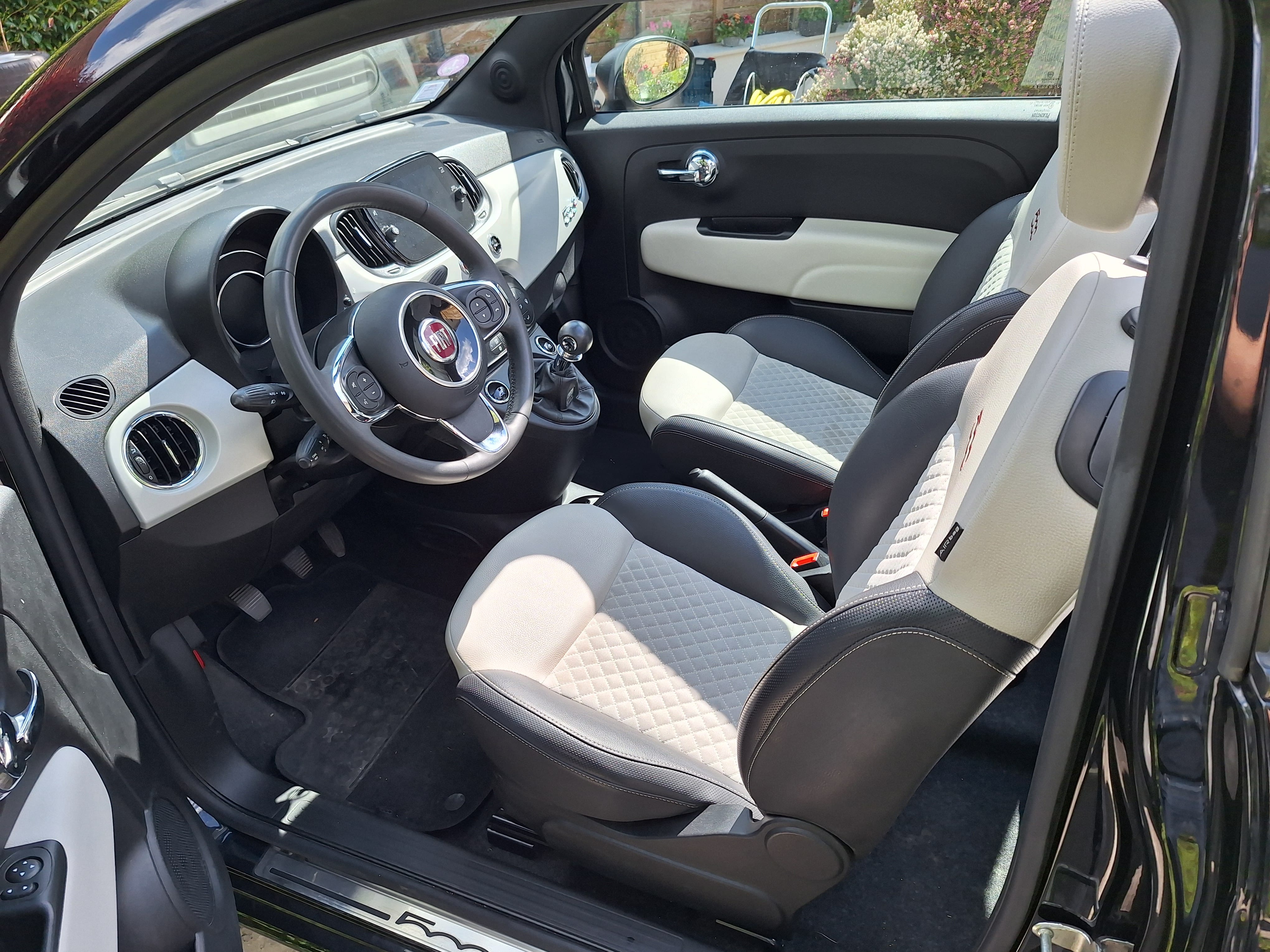 Fiat 500 C Cabriolet avec Apple CarPlay