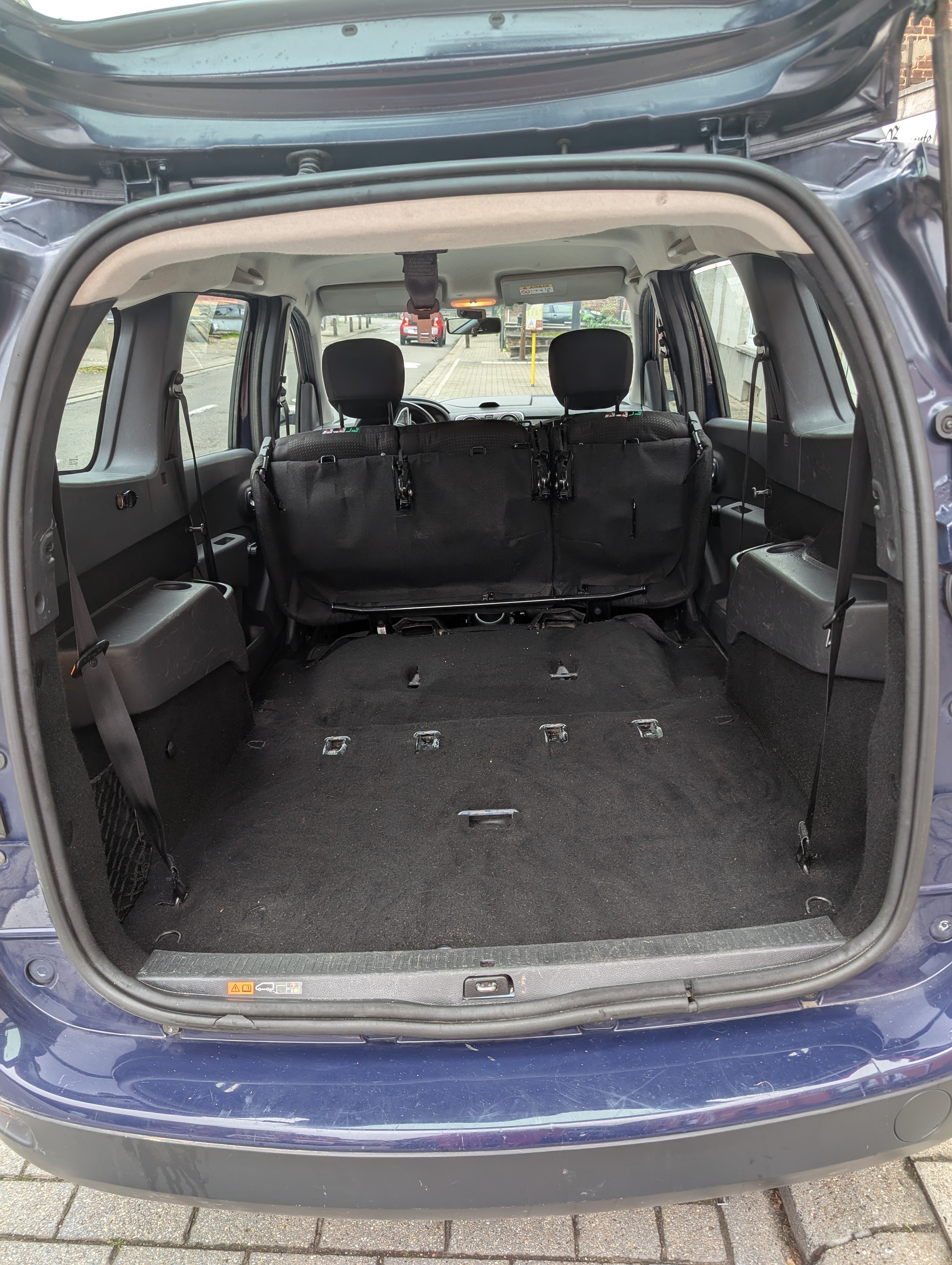Dacia Lodgy met USB-oplaadpoorten