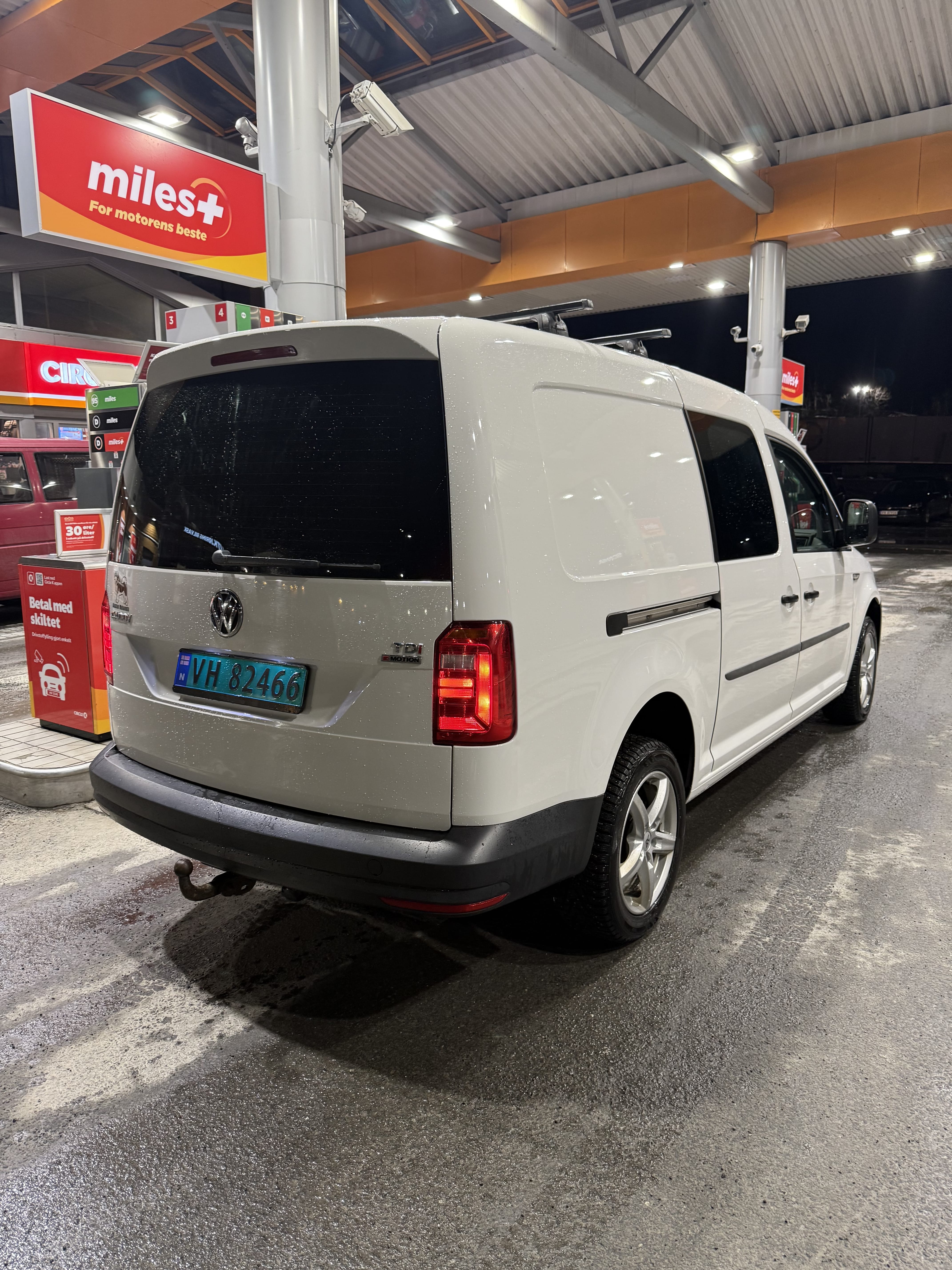 Volkswagen Caddy Maxi med Firehjulstrekk