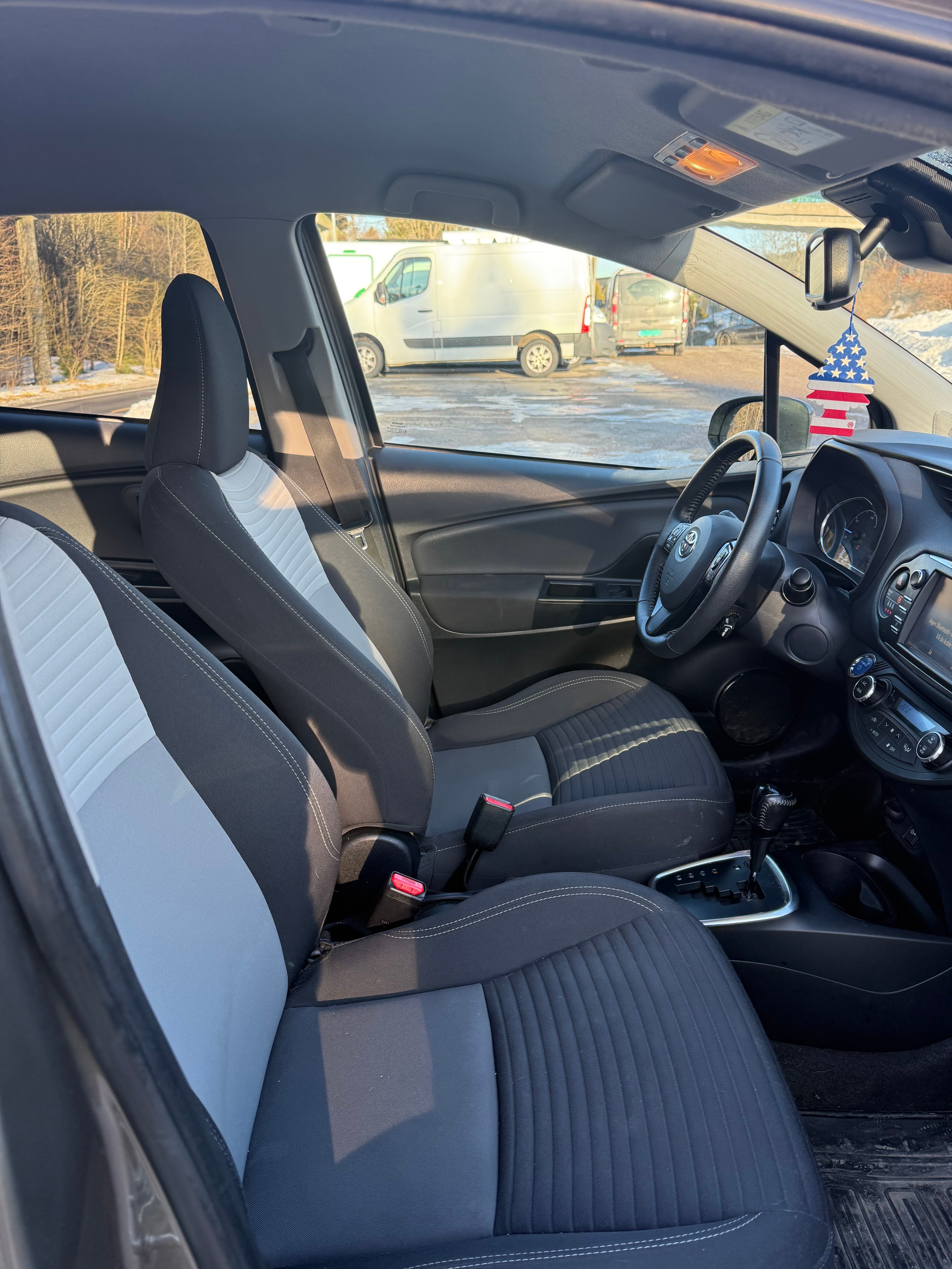Toyota Yaris Cross Hybrid avec Pneus neige