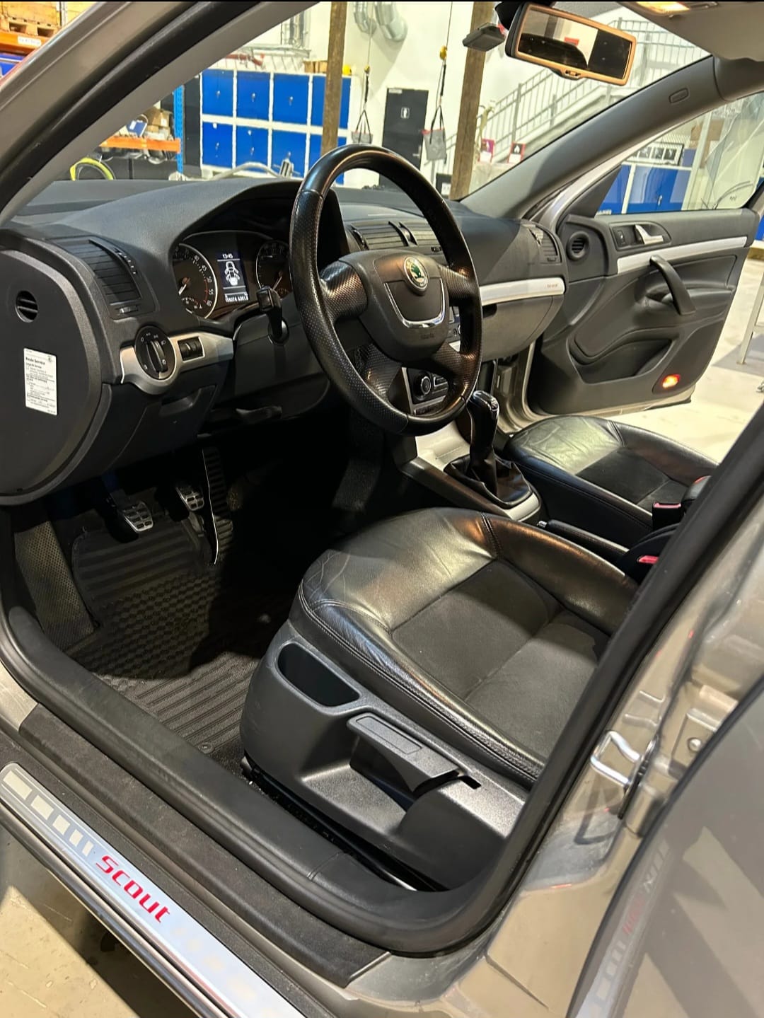 Skoda Octavia Skoda Octavia 2.0 TDI 4x4 – Economical, Spacious & Family Friendly with GPS