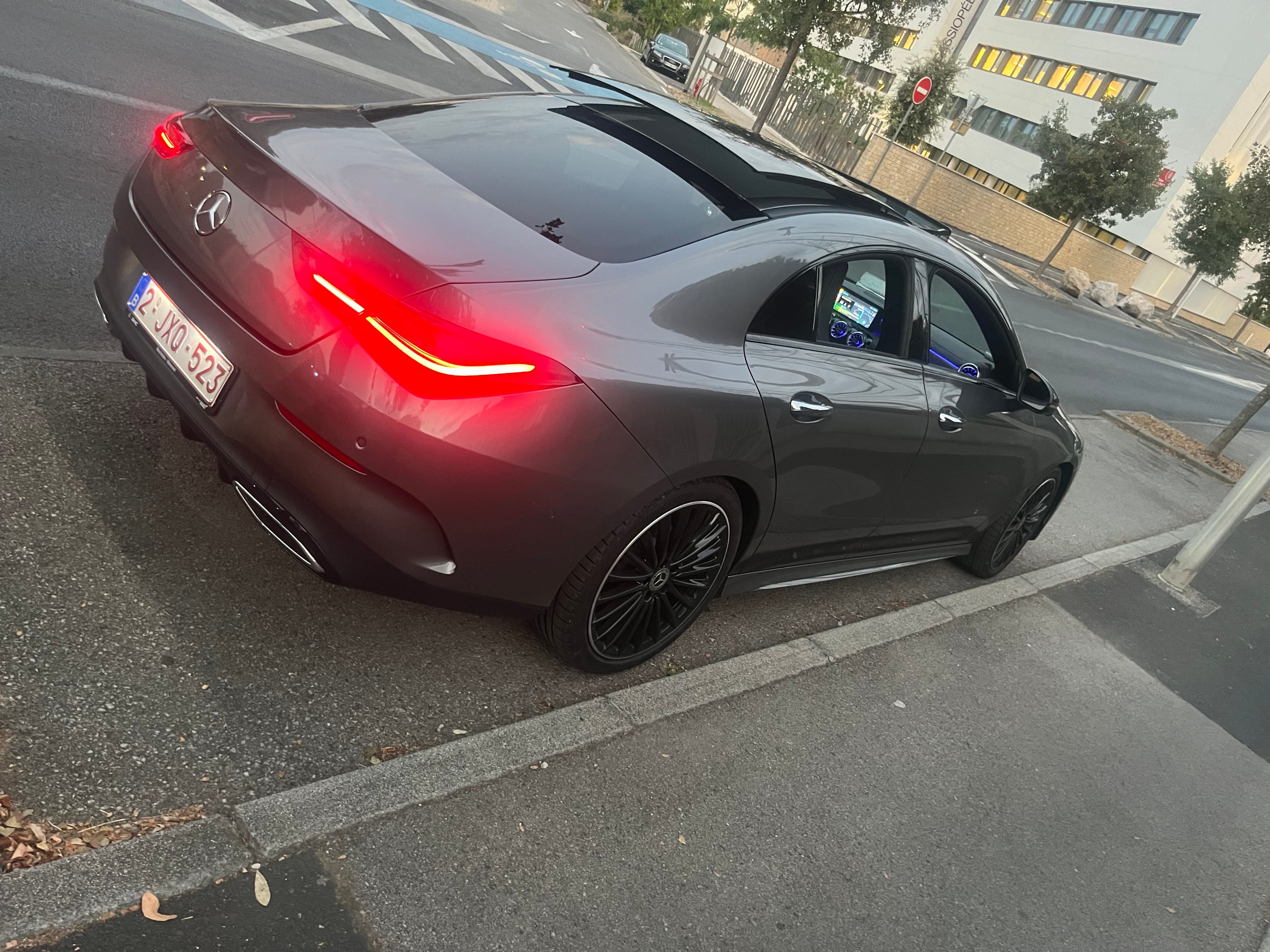 Mercedes-Benz CLA 180 avec Climatisation