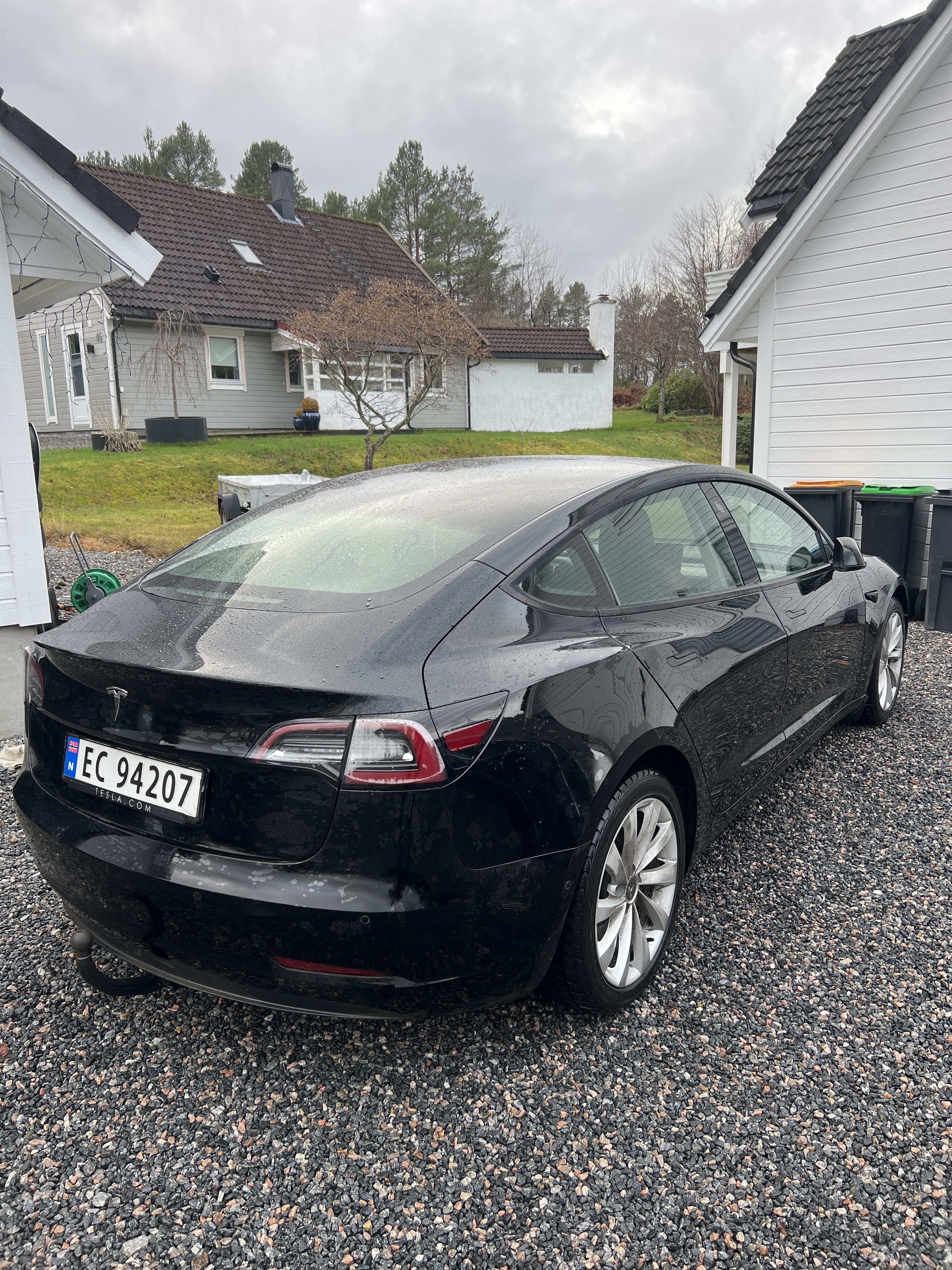 Tesla Model 3 Standard Range Plus med Aircondition
