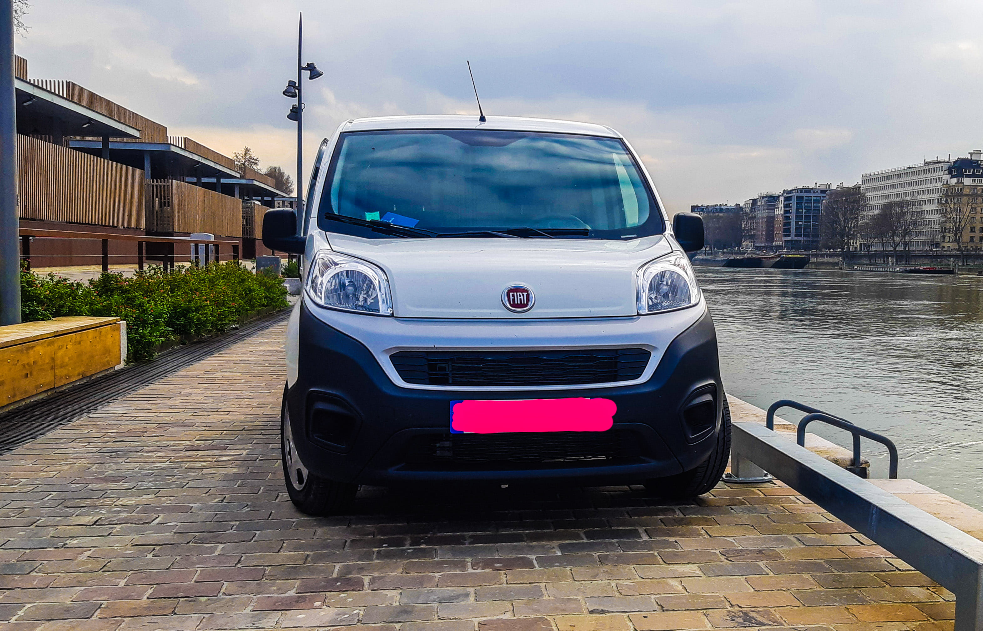 Fiat Fiorino (FN725) BASSE EMISSION (Clim, Bluetooth, USB, GPS,...) #cg avec Climatisation