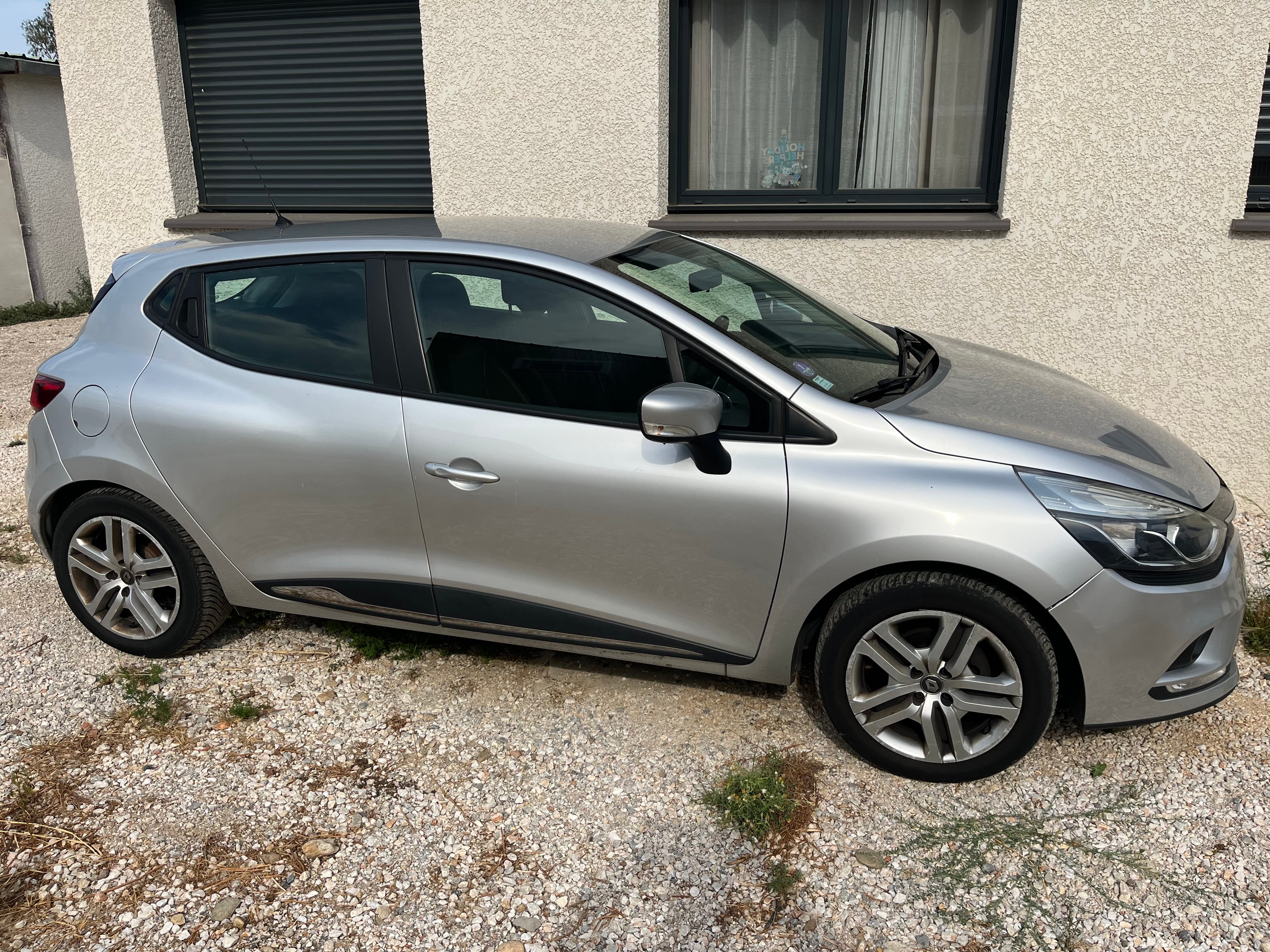 Renault Clio avec Climatisation
