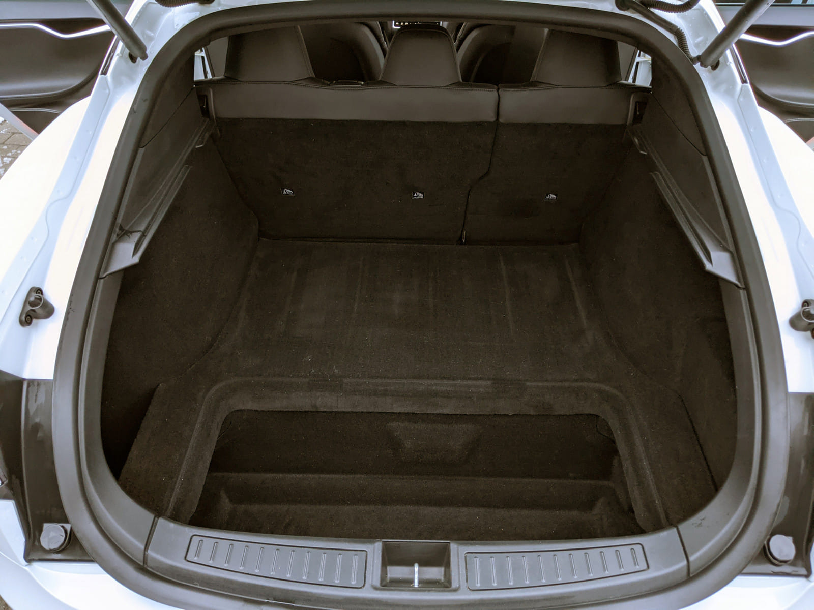 Tesla Model S with Four-wheel drive